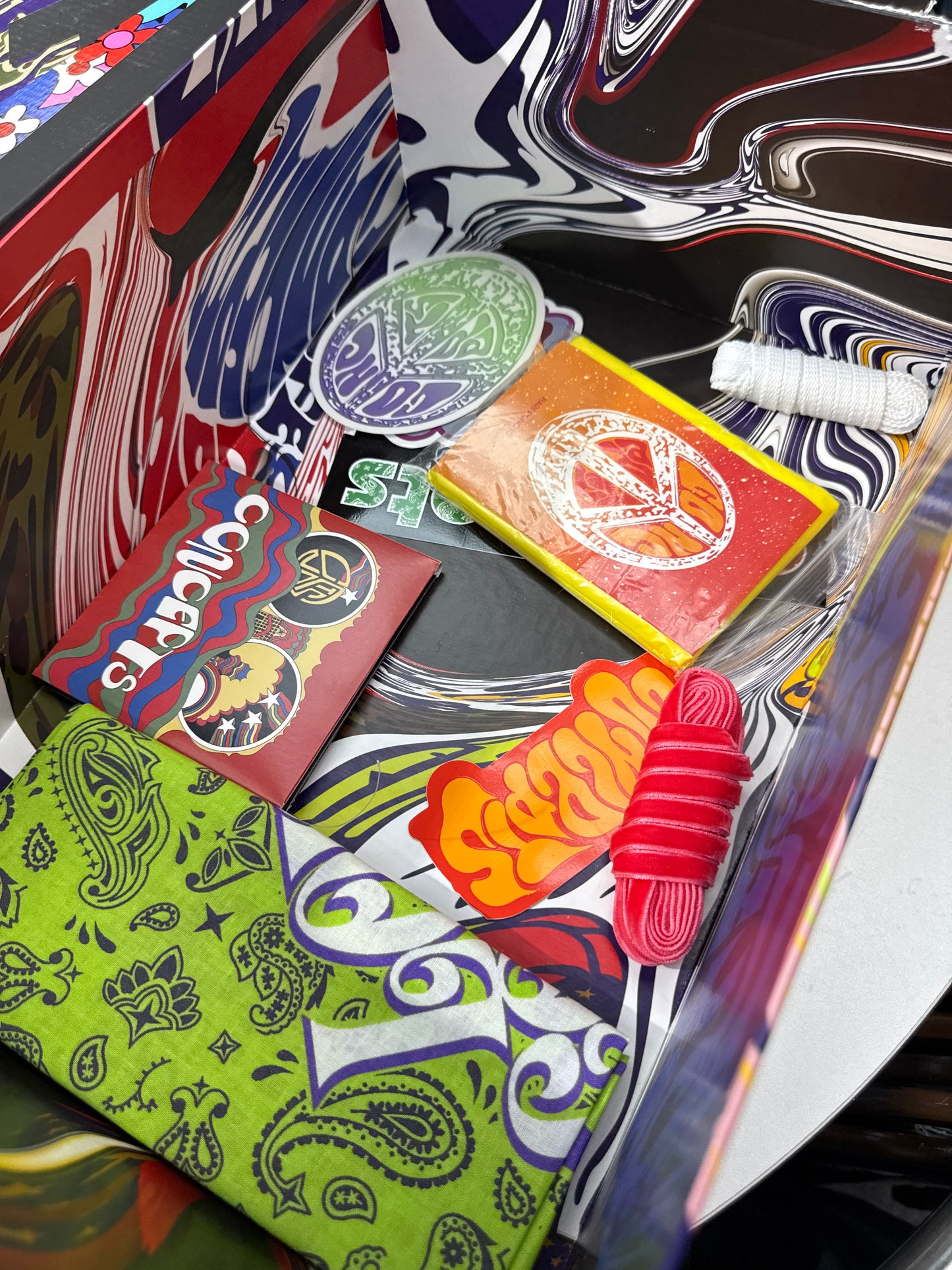 Preowned Nike Air Max 1 Concepts Far Out (Special Box)