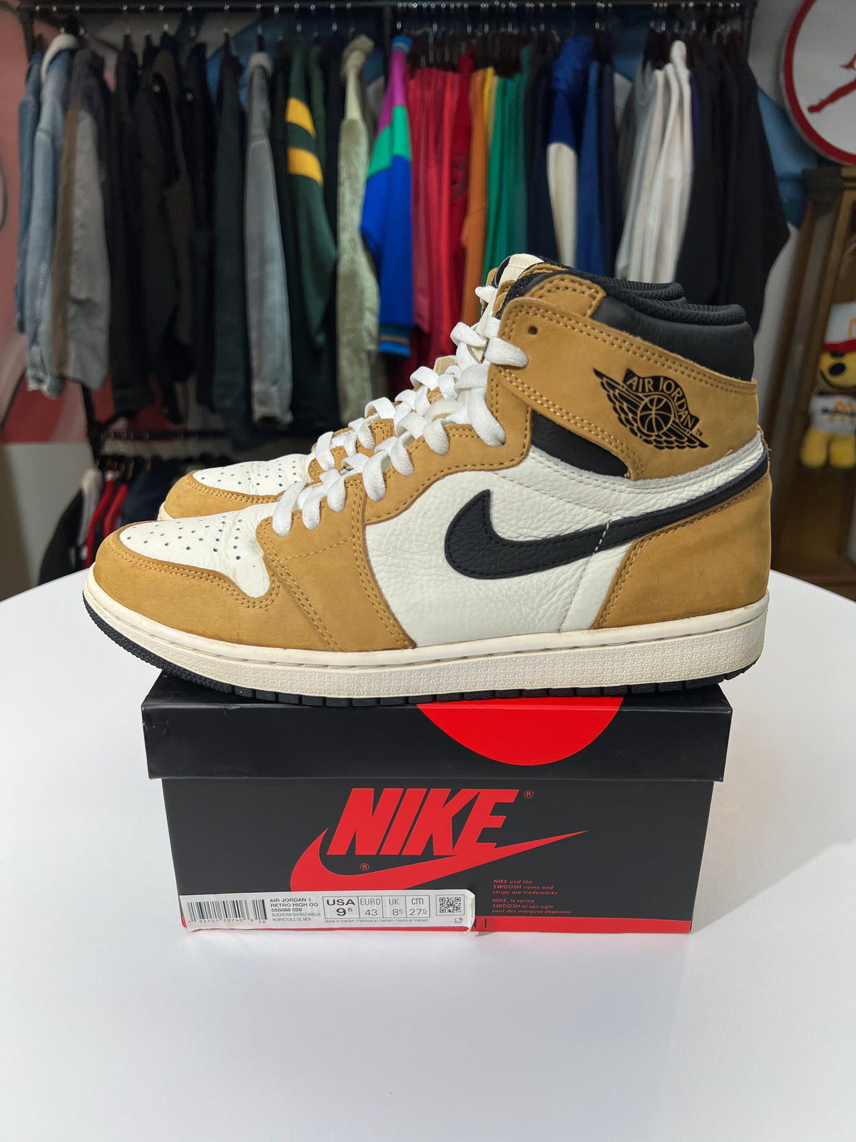Preowned Jordan 1 Retro High OG Rookie of the Year