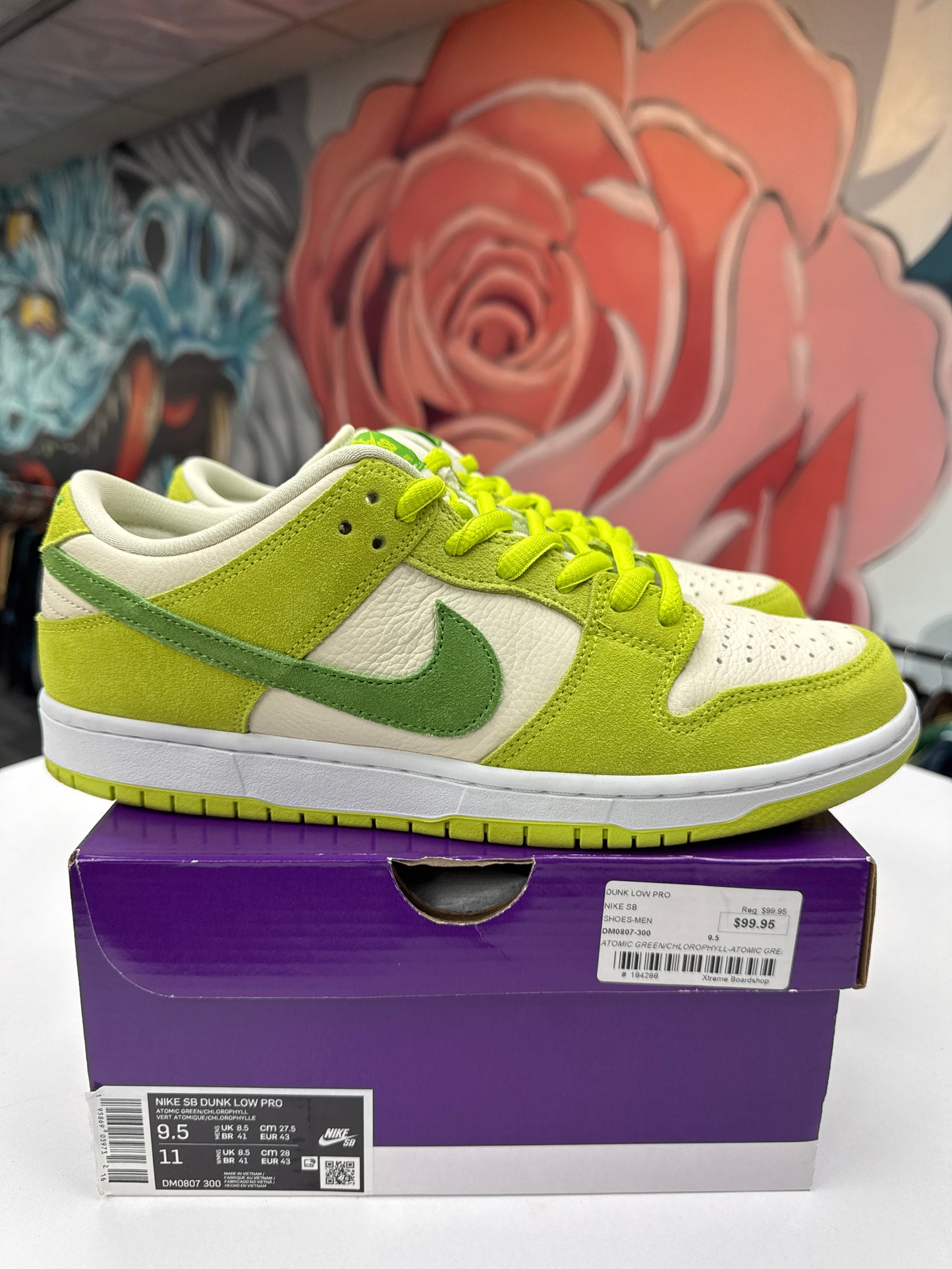 Preowned Nike SB Dunk Low Green Apple