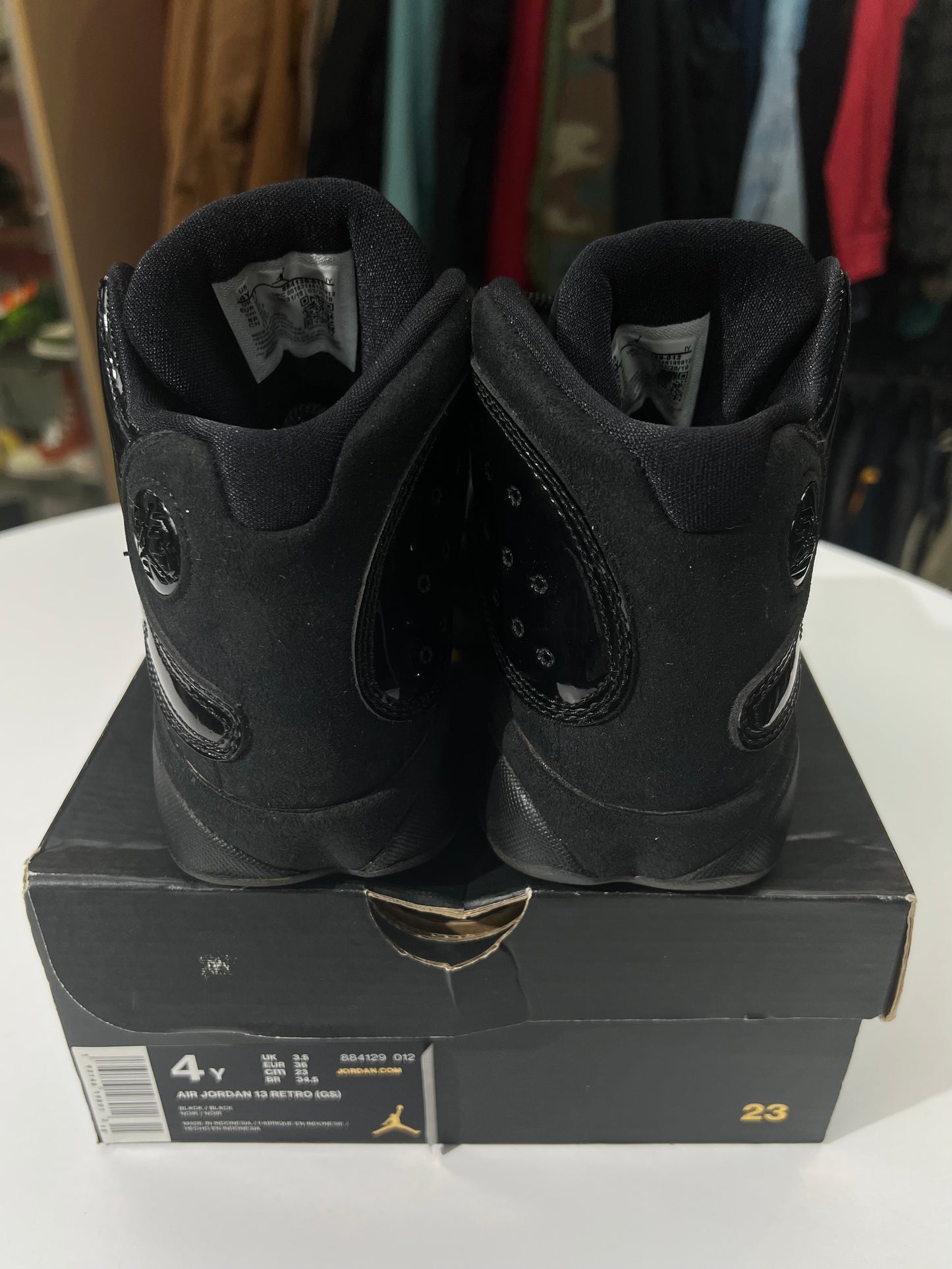Preowned Jordan 13 Cap and Gown