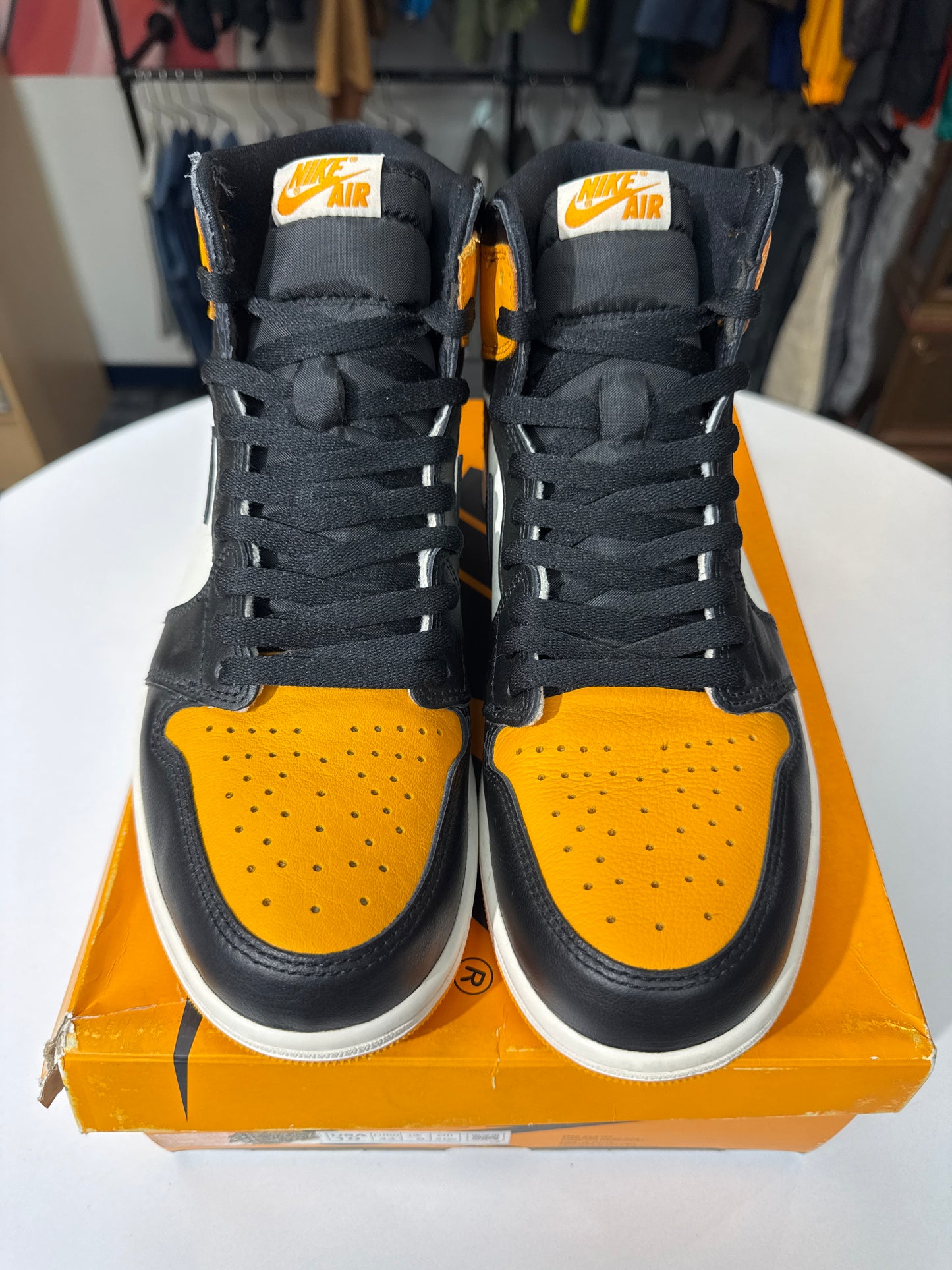 New Jordan 1 Retro High OG Taxi