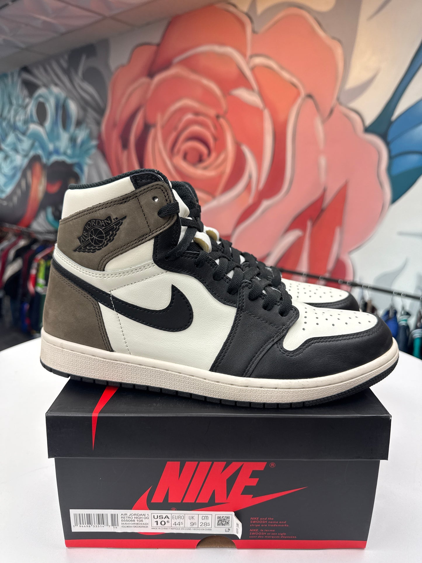 Preowned Jordan 1 Mocha