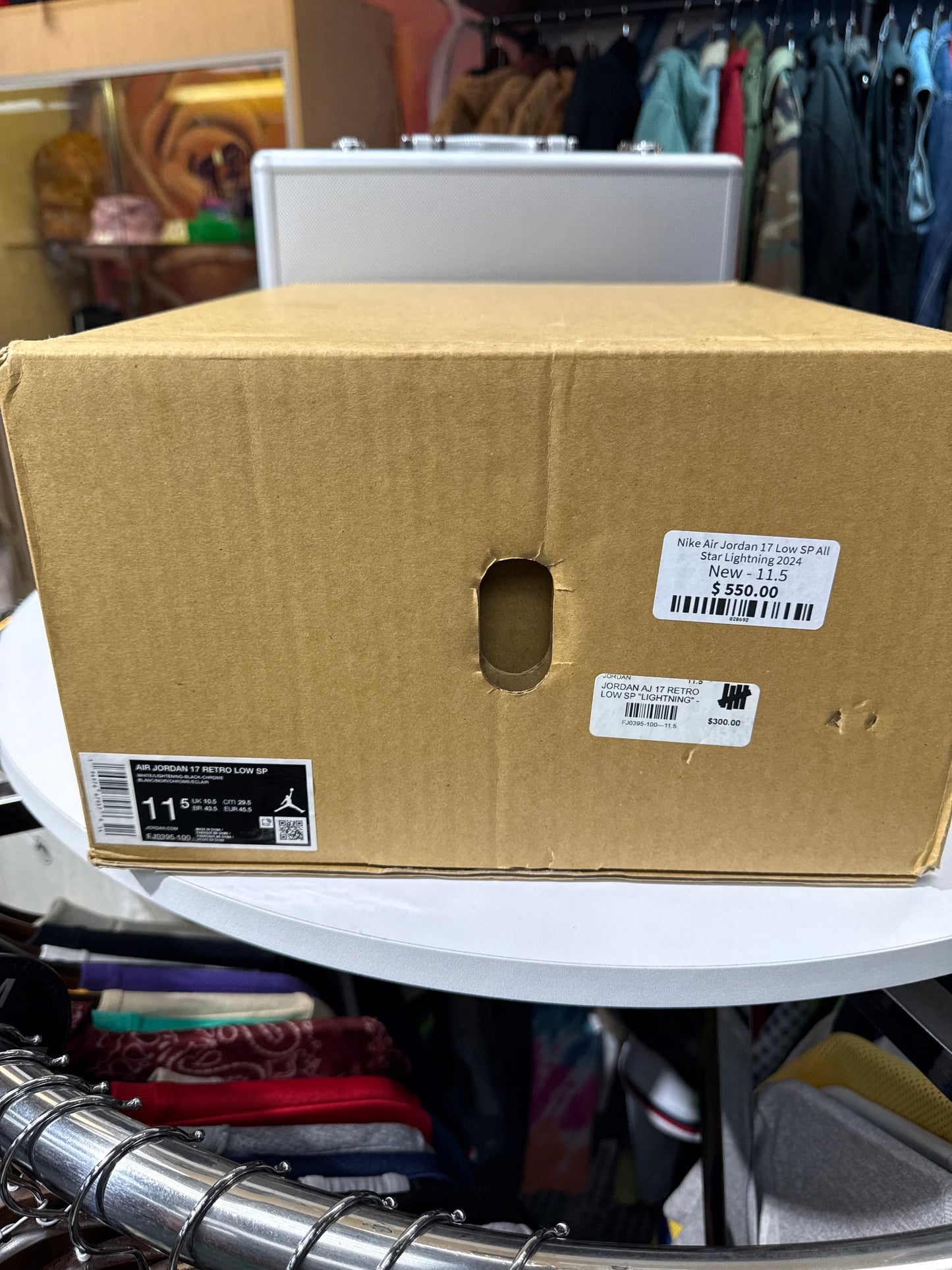 Preowned Jordan 17 Low All-Star Lightning (2024)