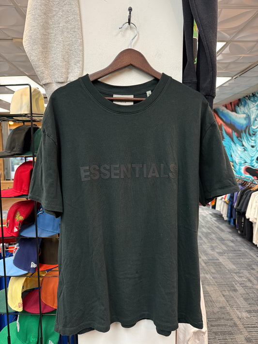 Essentials Black Tee