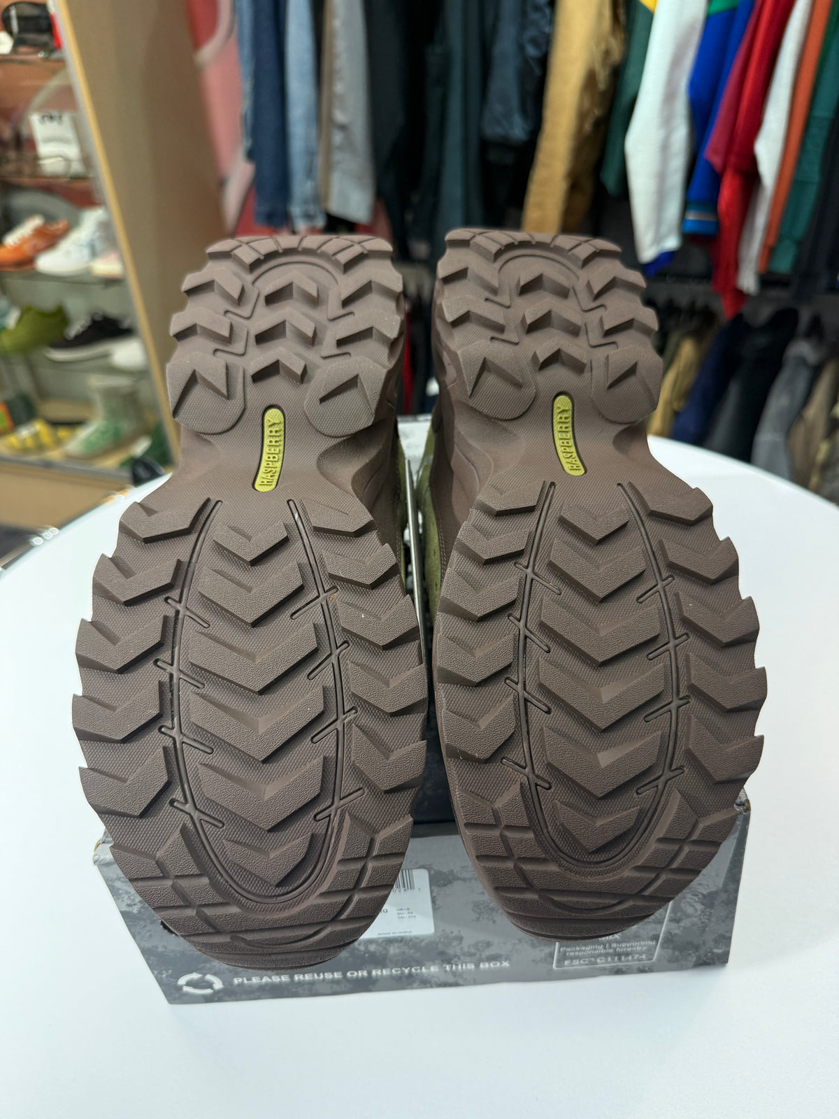 New GV Raspberry Hills ‘Reuben’ Low Hiking Shoes