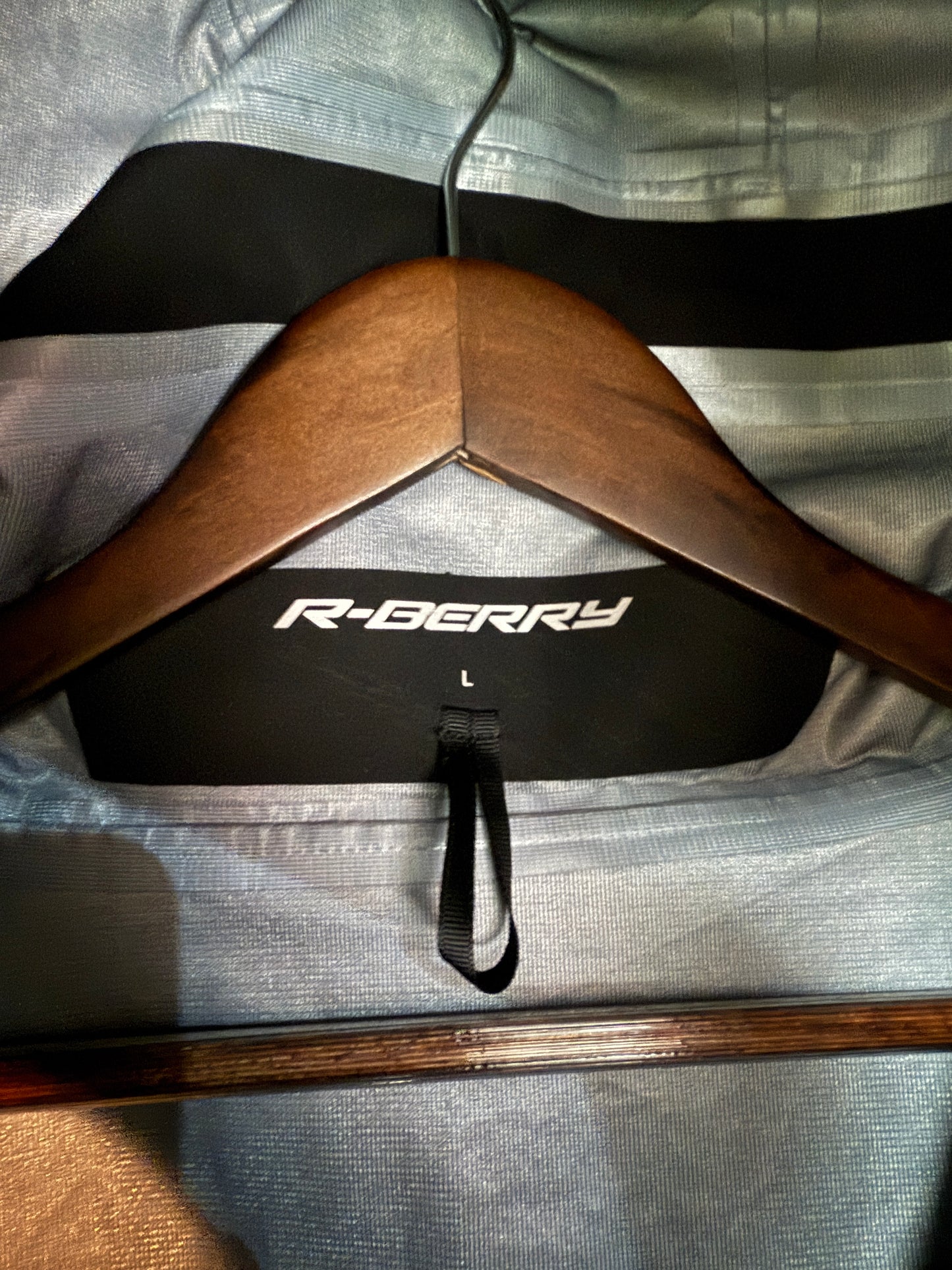 GV Raspberry Hills Casamigos Rain Jacket