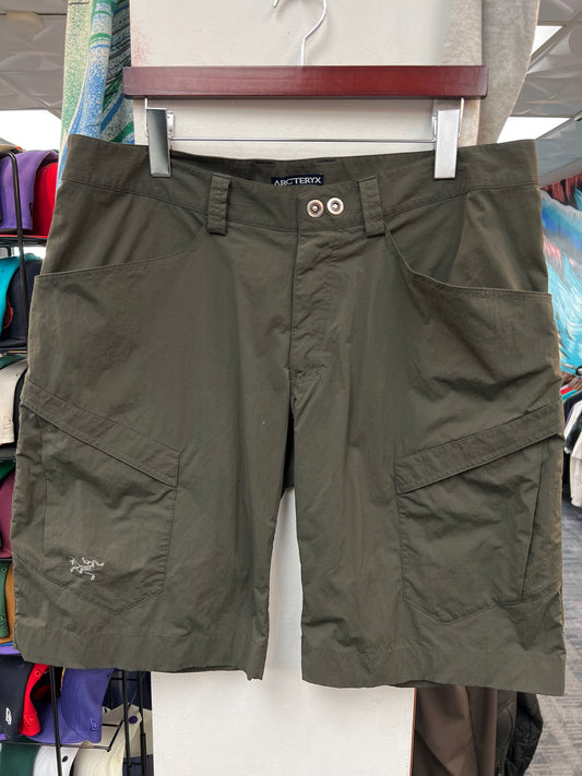 Arcteryx Men’s Rampart Cargo Shorts