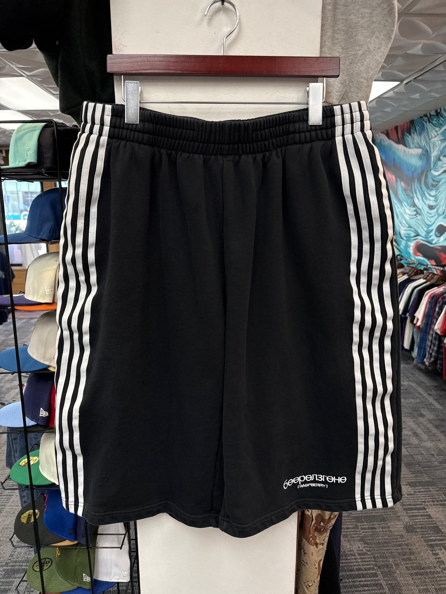 GV Raspberry Hills V1 Baggy Shorts