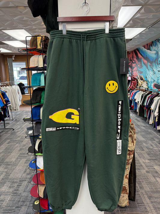 New GV Raspberry Hills X Greedy Unit Garbage Sweats