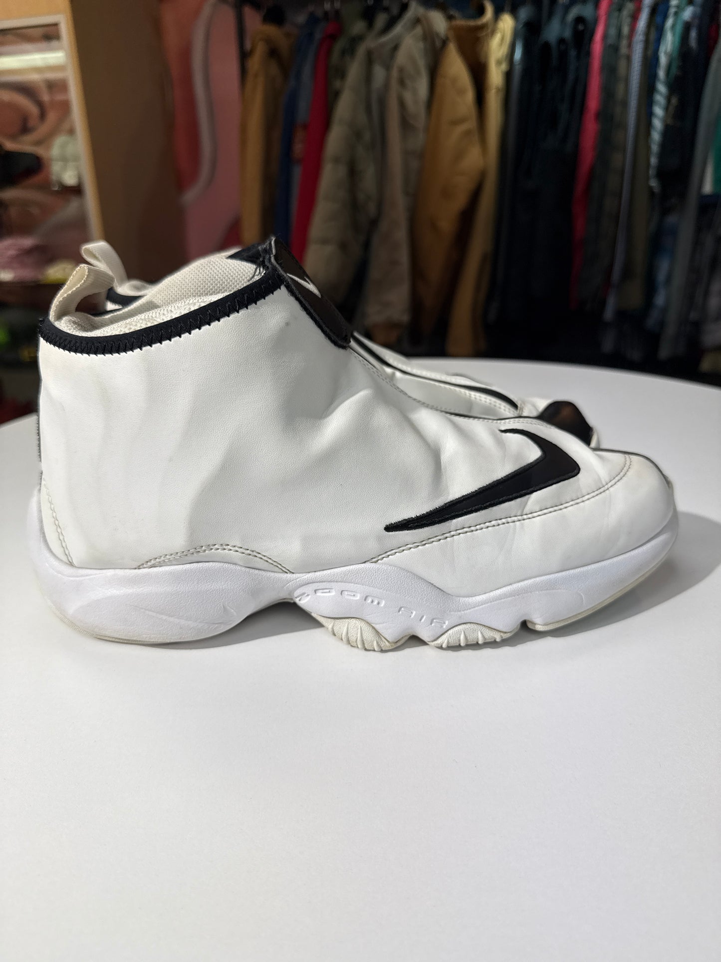 Preowned Nike Air Zoom Flight The Glove SL