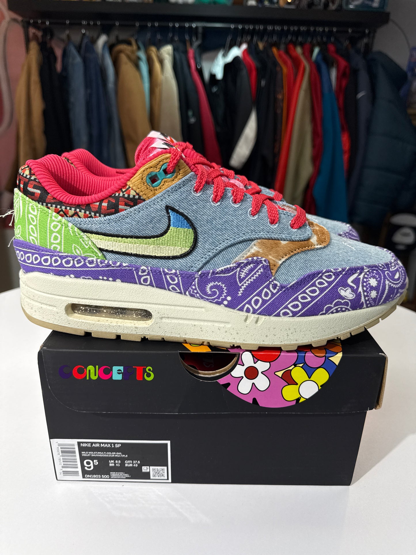 Preowned Nike Air Max 1 Concepts Far Out (Special Box)