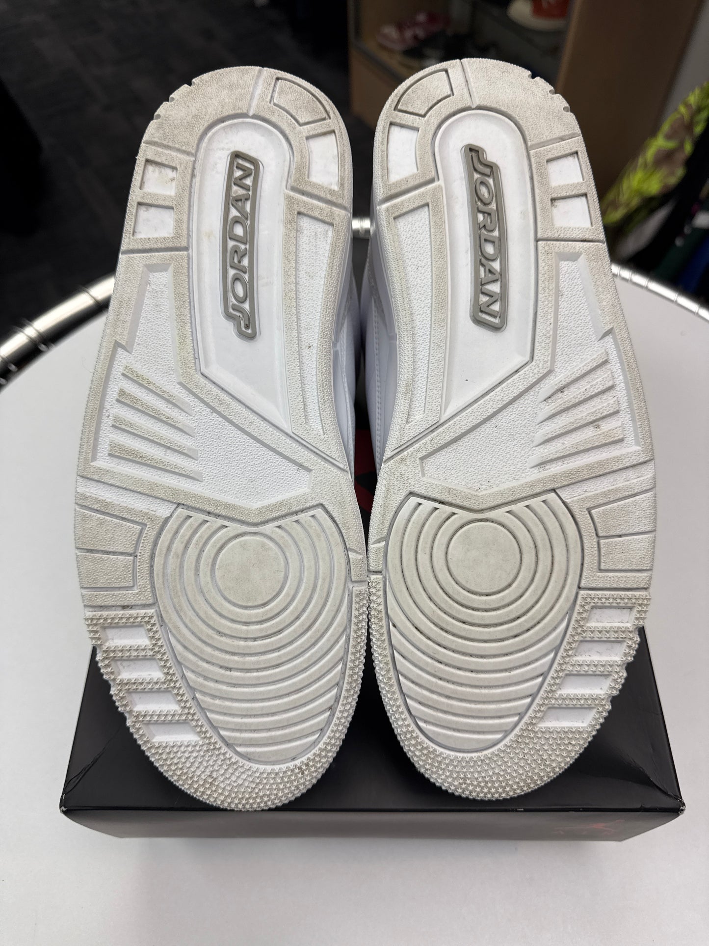 Preowned Jordan 3 Pure Money