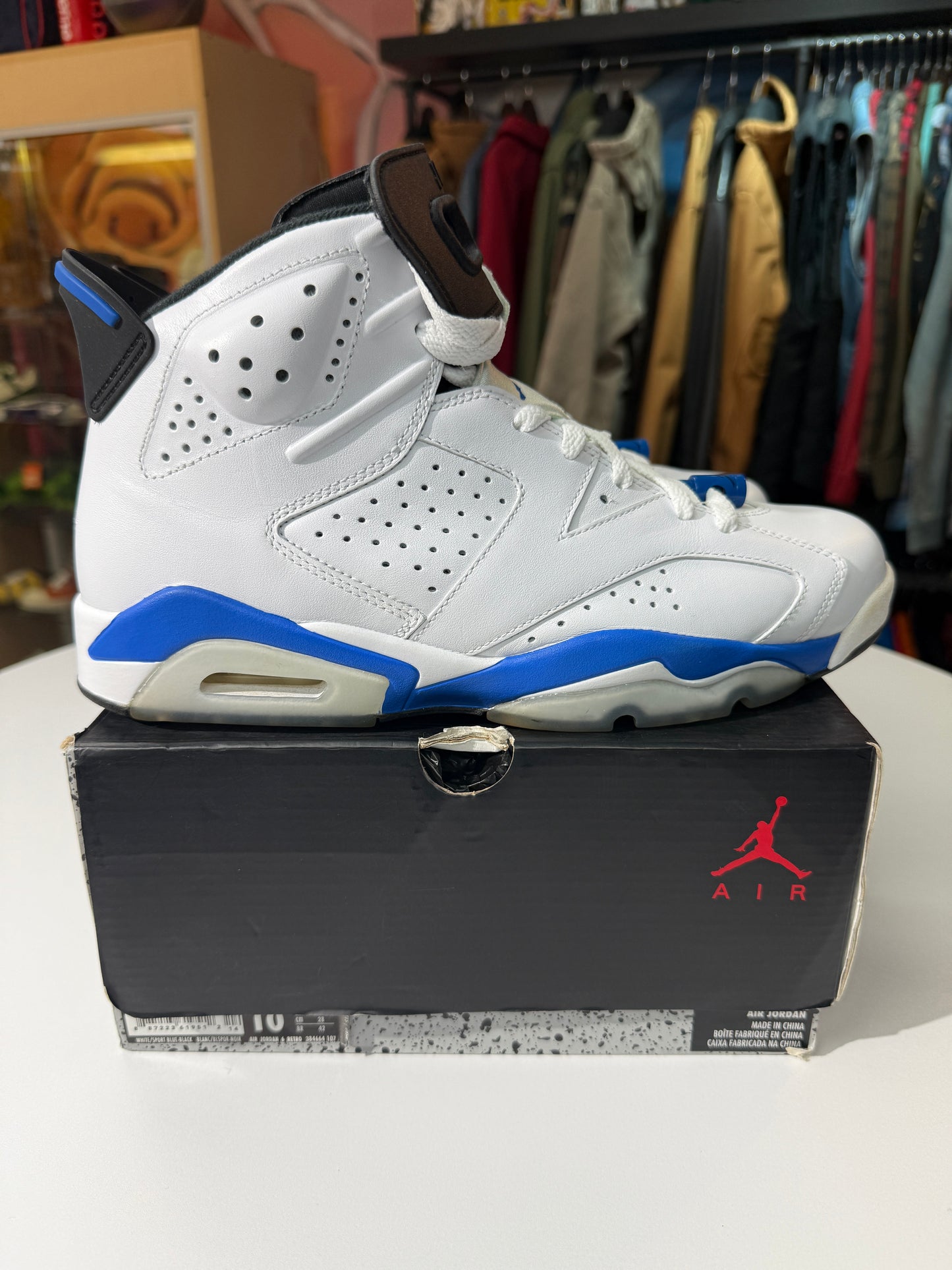 Preowned Sport Blue Jordan 6 (2014)