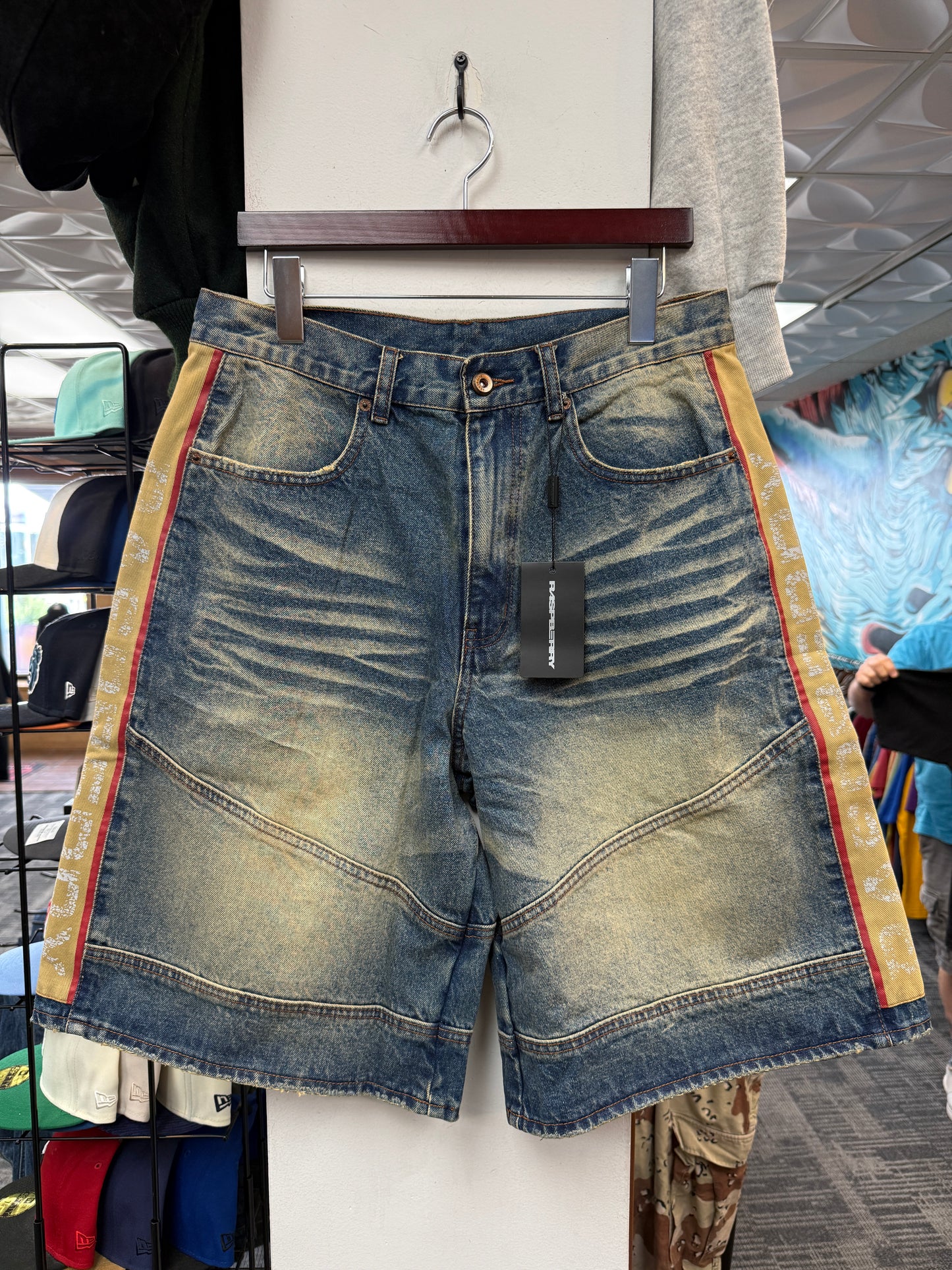New GV Raspberry Hills Civic Shorts