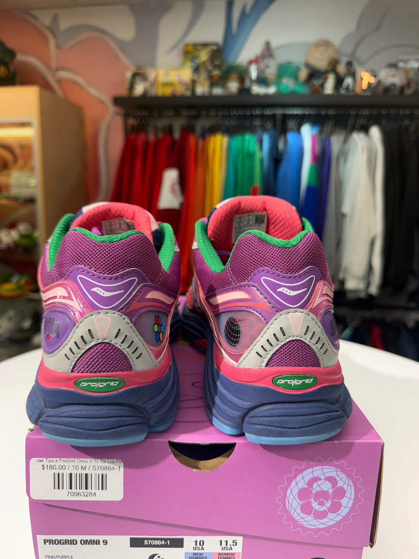 Preowned Jae Tips To Do List Pink Saucony Pro Grid Omni 9