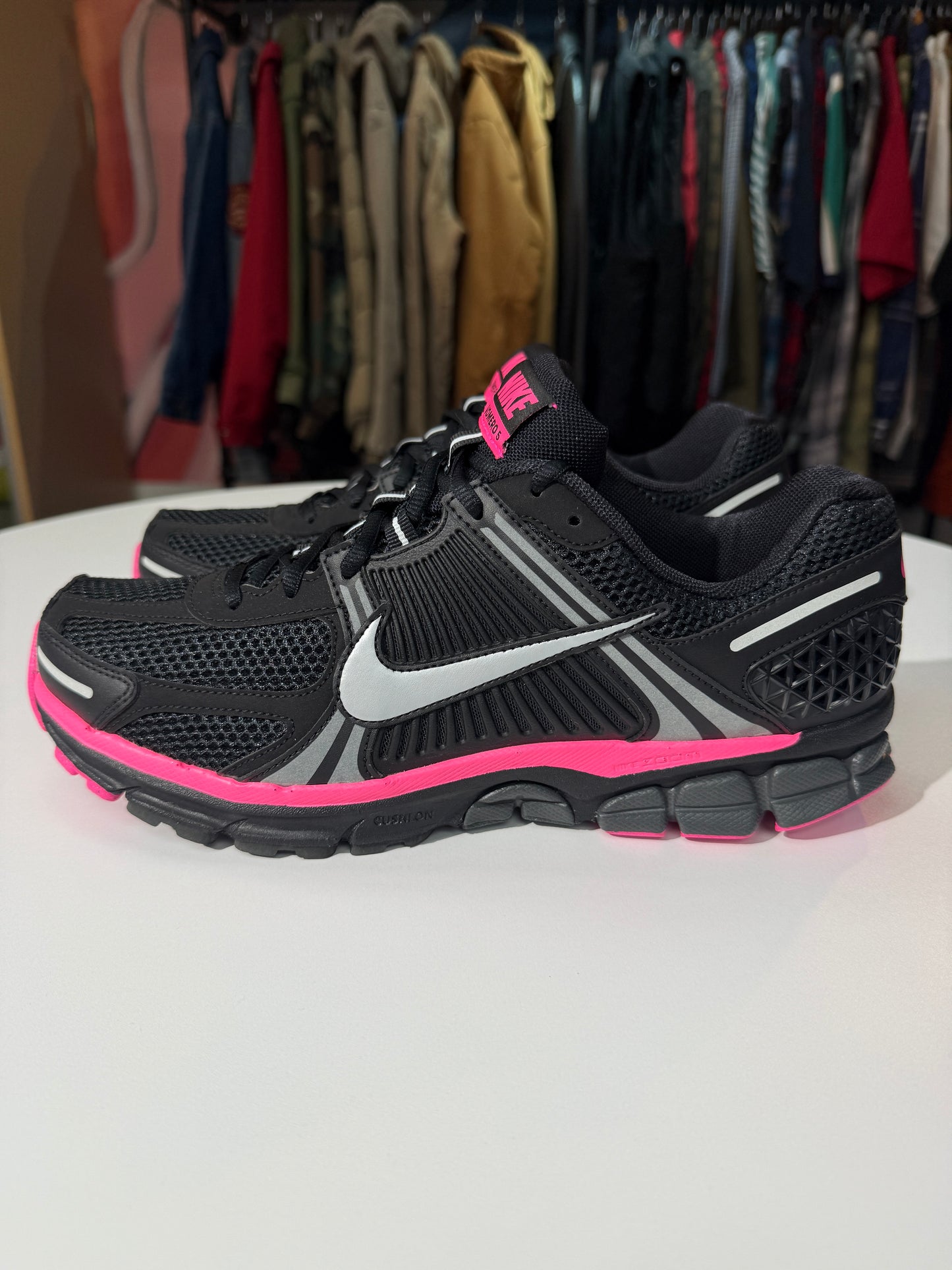 Preowned Pink Blast Nike Zoom Vomero 5