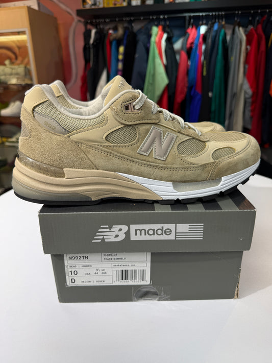 Preowned Tan New Balance 992