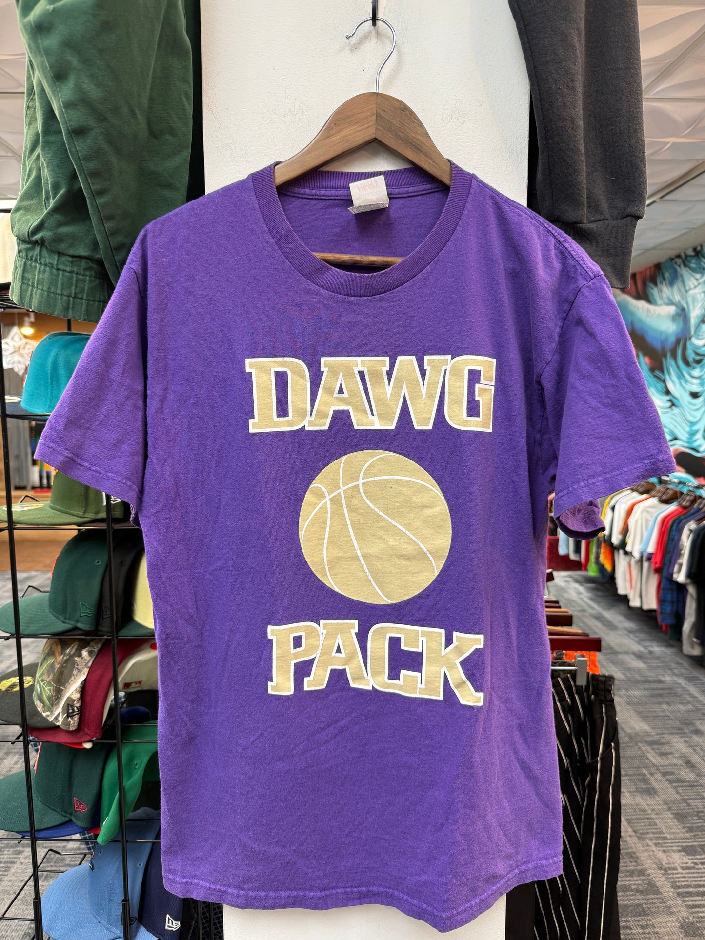 U of W Huskies Dawg Pack Tee