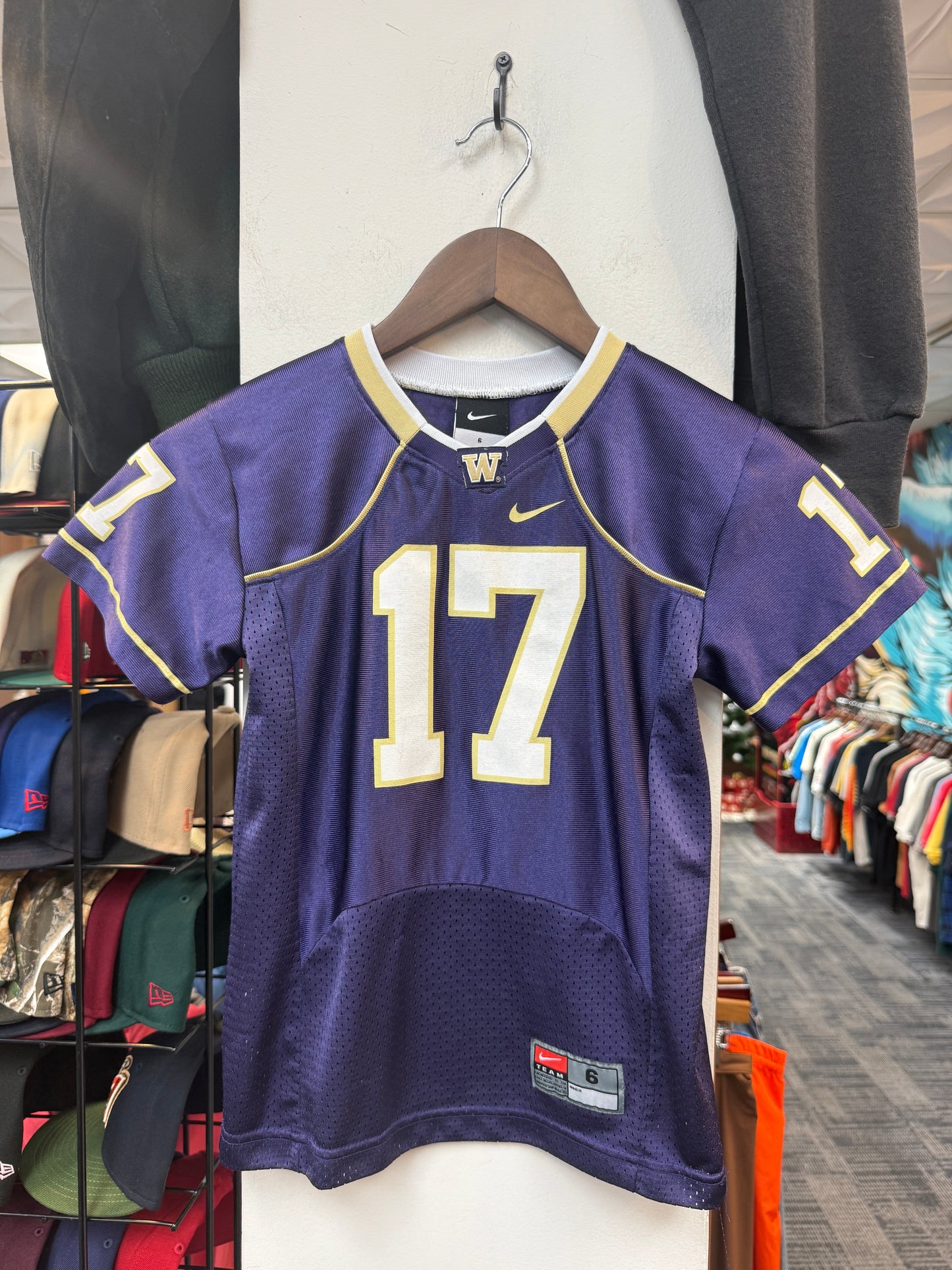 Nike U of W Kids Jersey