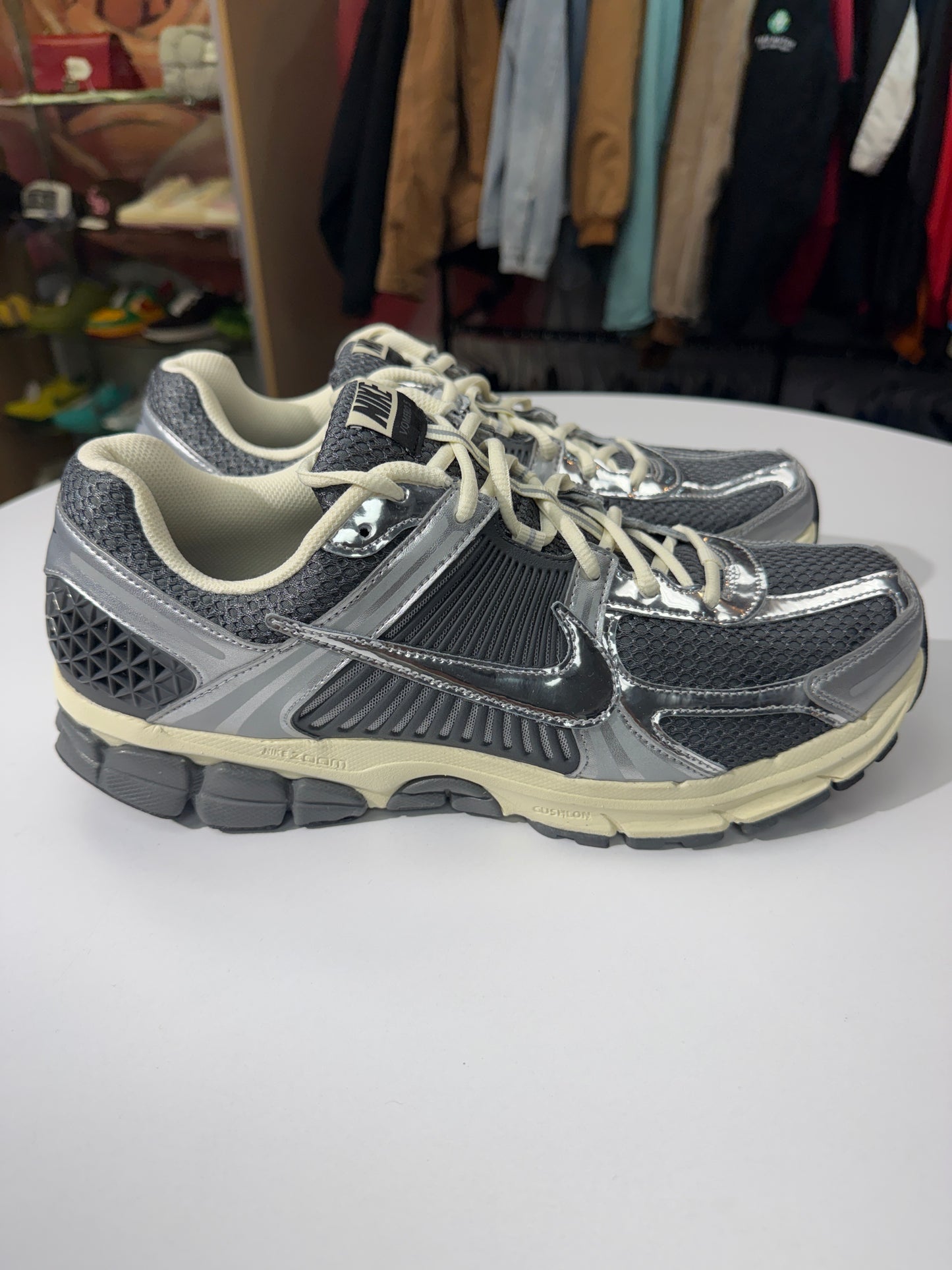 VNDS Iron Grey Chrome Nike Zoom Vomero 5