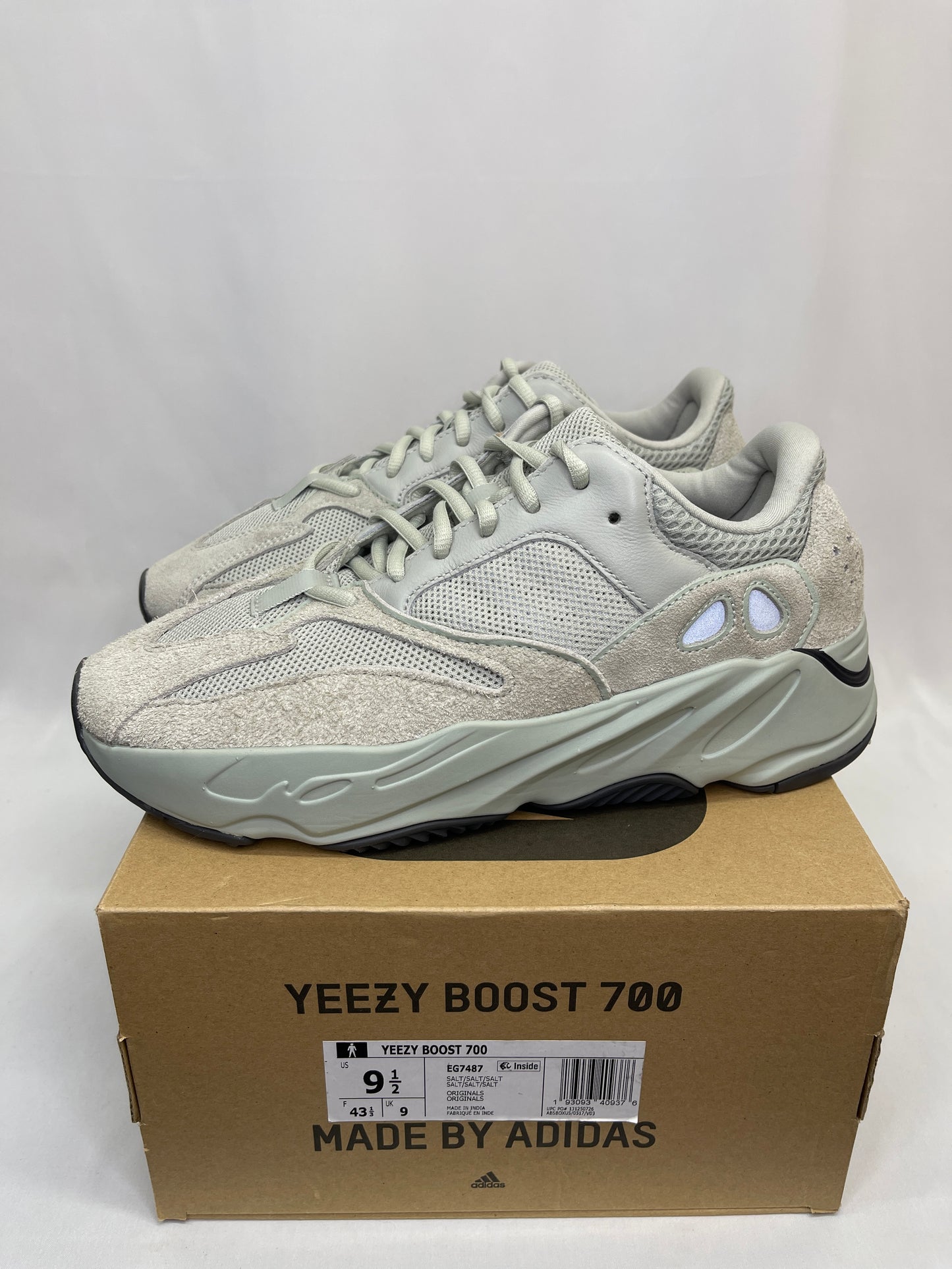 New Yeezy 700 Salt