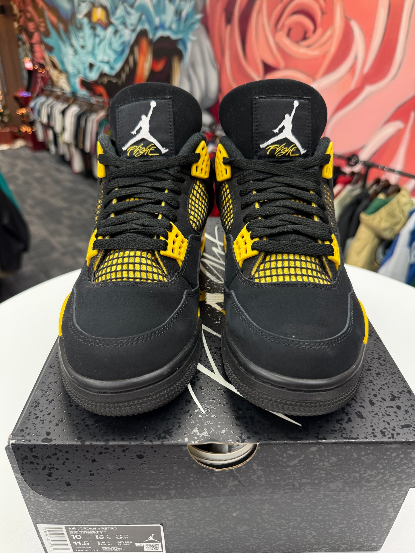 Preowned Thunder 4s