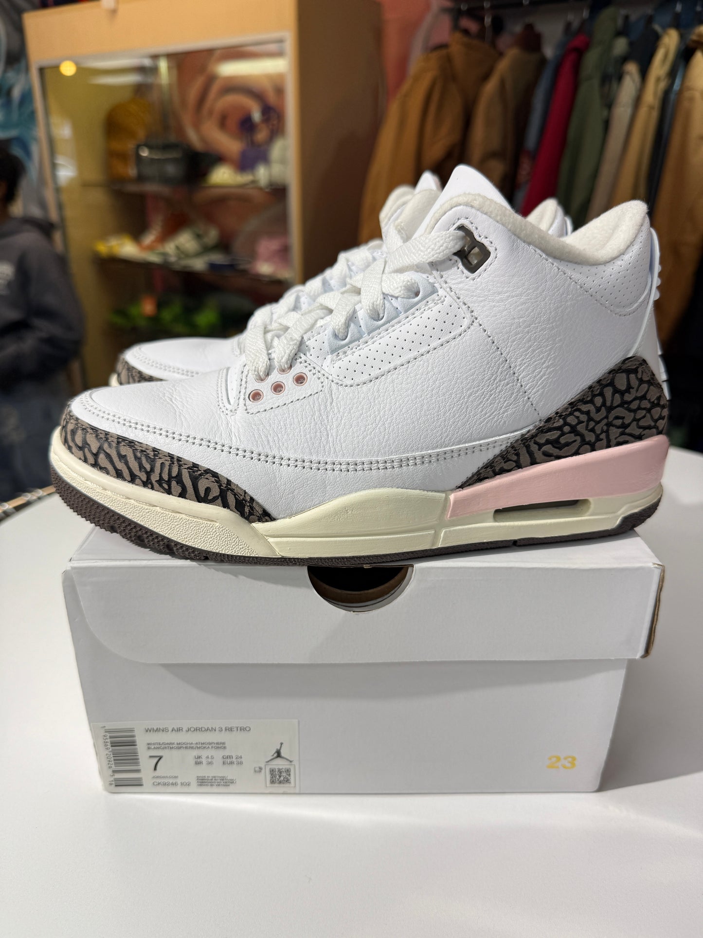 Preowned Neopolitan Dark Mocha Jordan 3