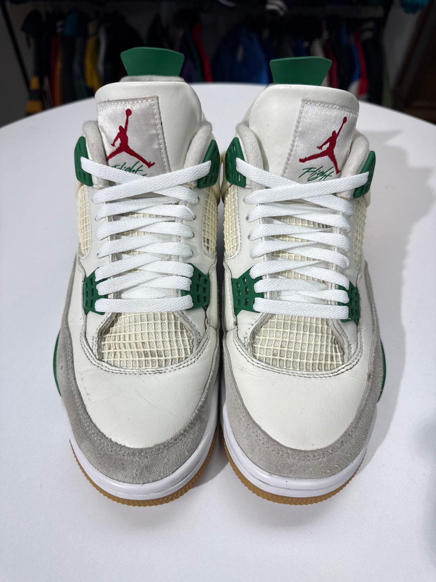 Preowned SB Jordan 4 Pine Green