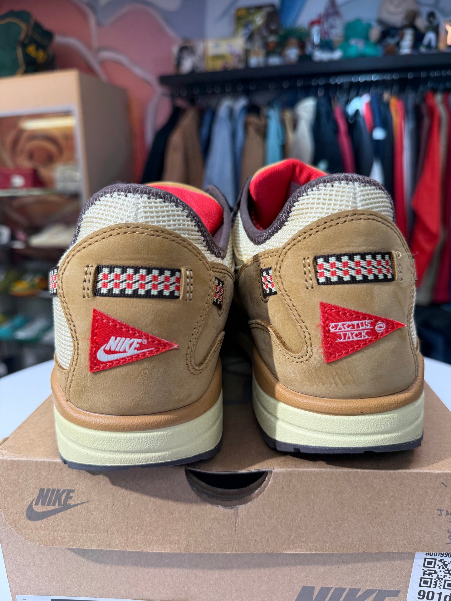 Preowned Wheat Lemon Drop Travis Scott Air Max 1