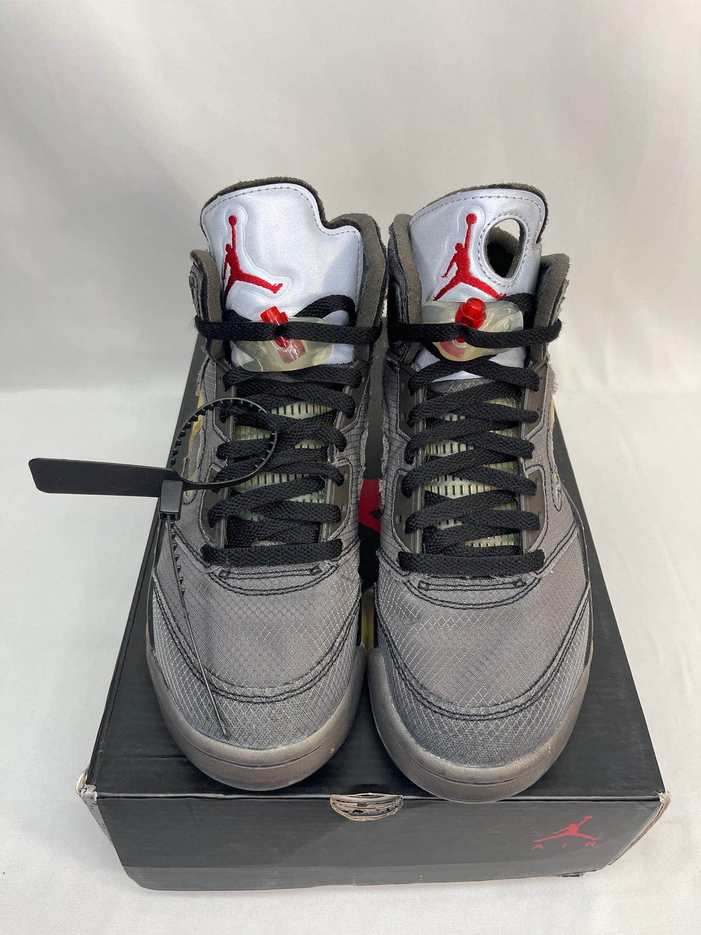 Preowned Off-White Jordan 5 Muslin