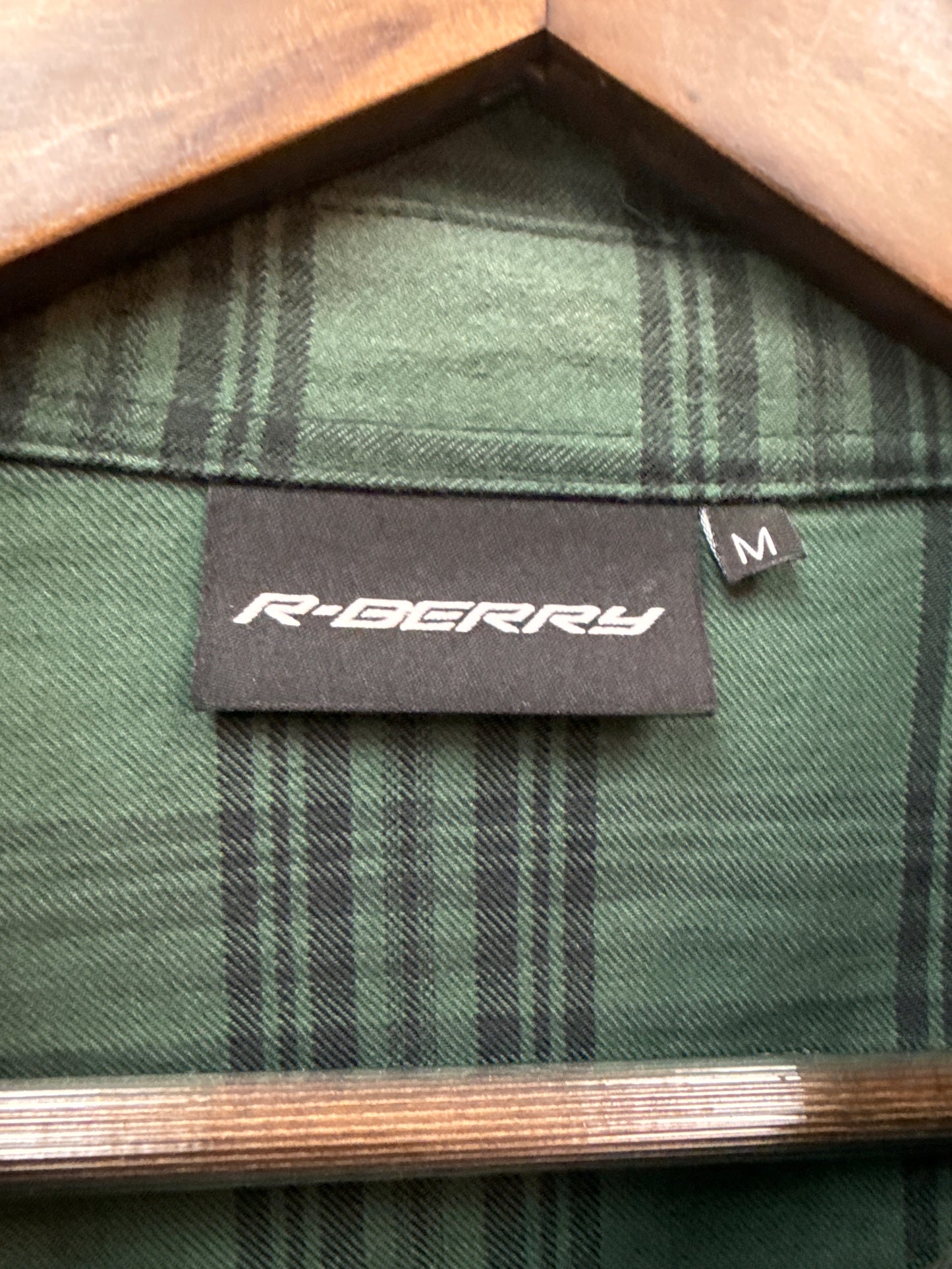 GV Raspberry Hills Green Flannel