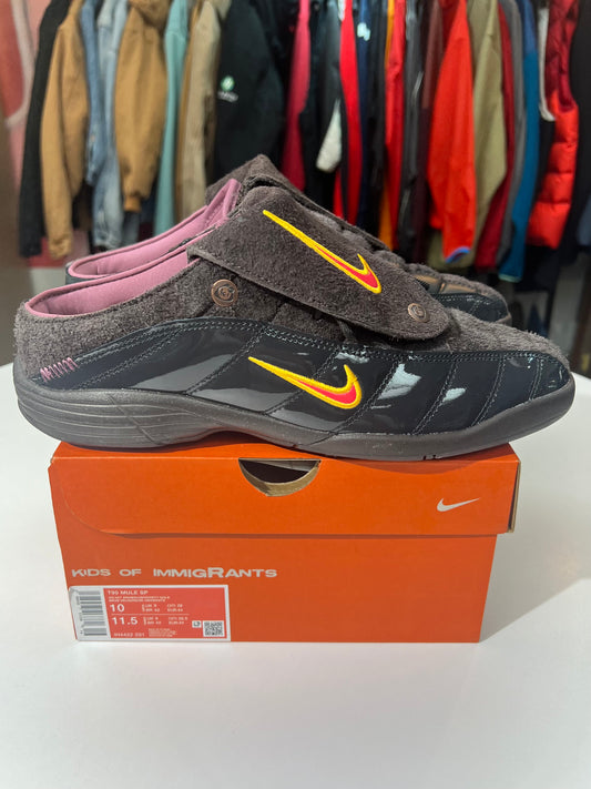 New Nike Kids of Immigrants T90 Mule Velvet Brown