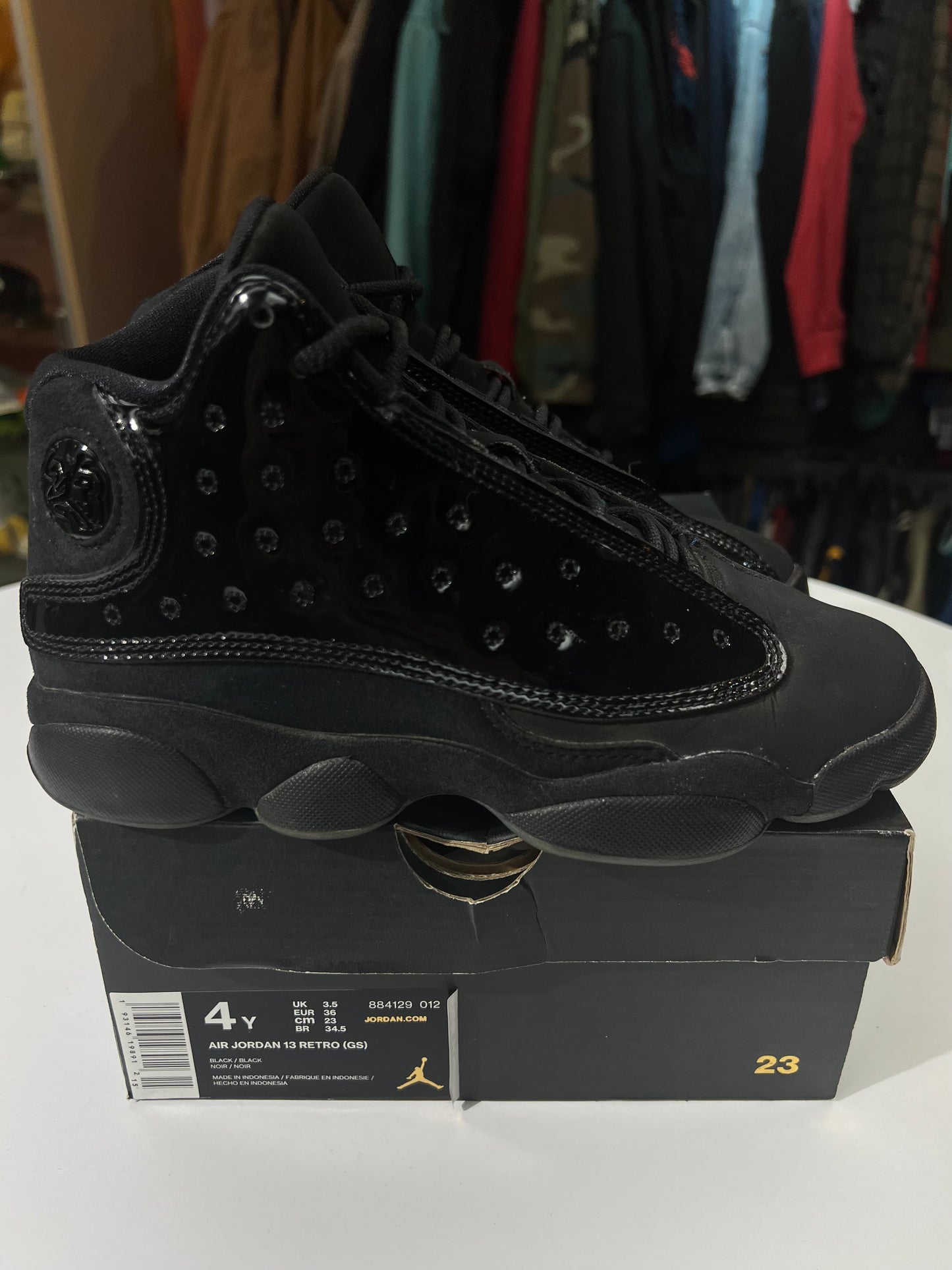 Preowned Jordan 13 Cap and Gown