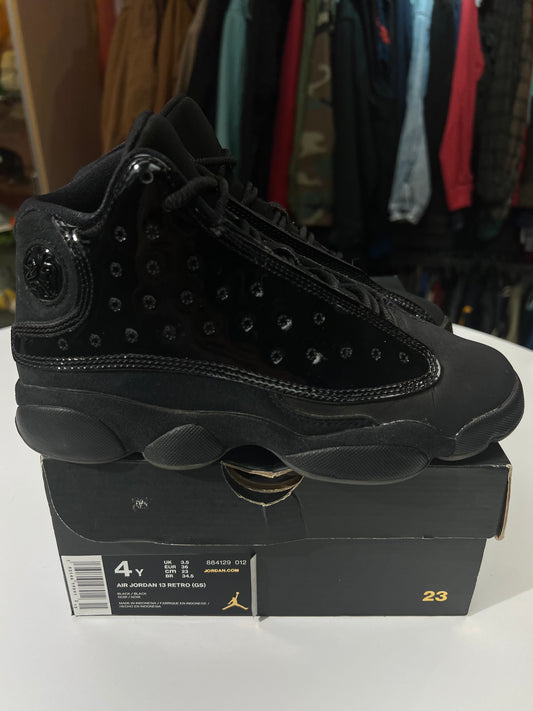 Preowned Jordan 13 Cap and Gown