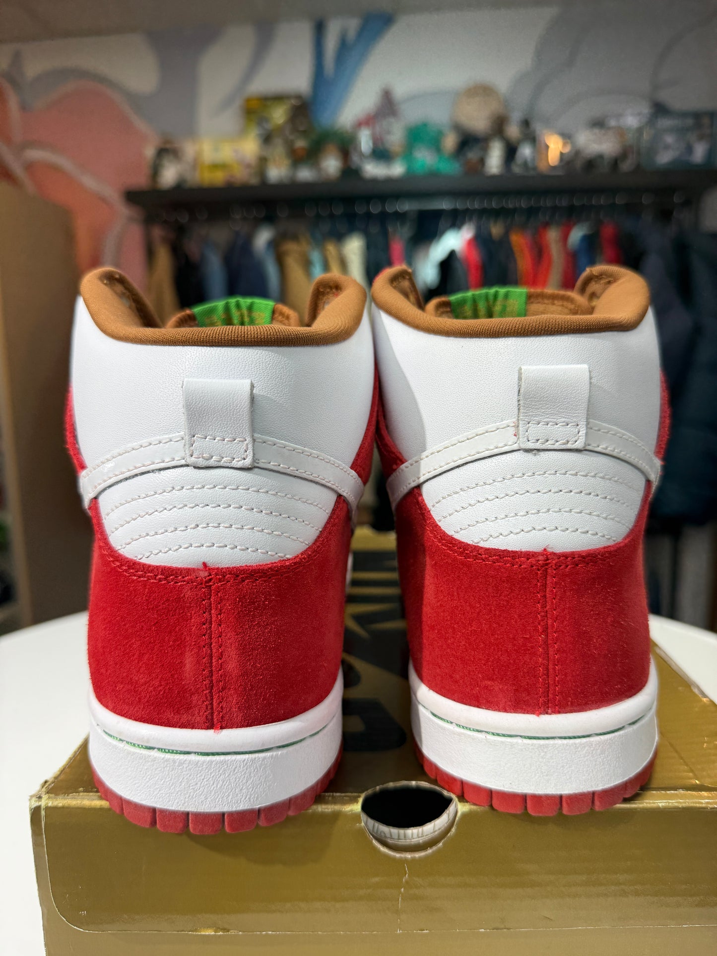 Preowned Big Gulp Nike SB Dunk High