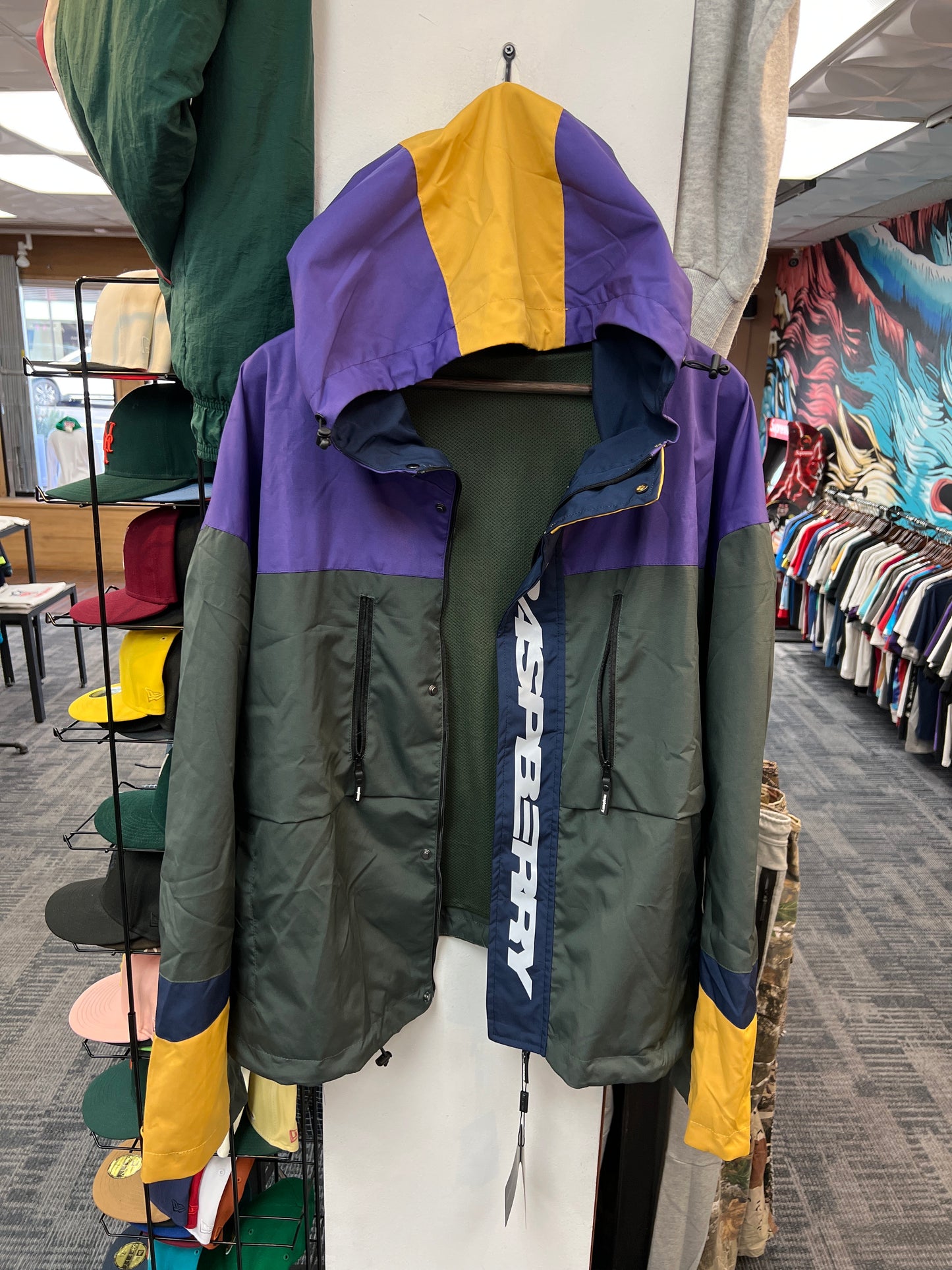 New GV Raspberry Hills Shanghai Jacket