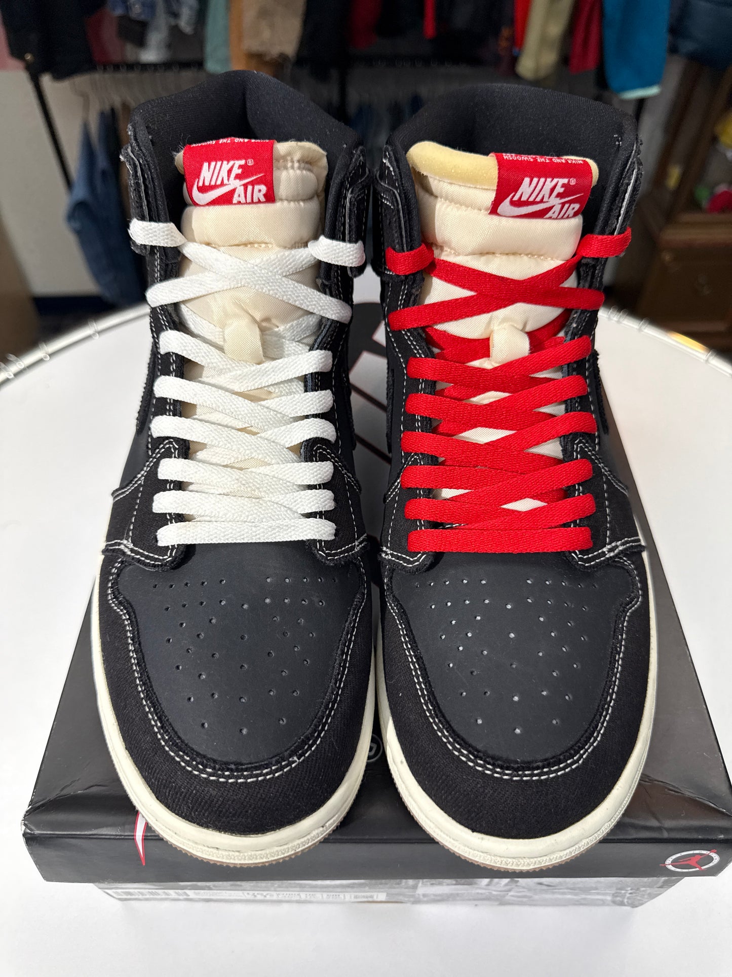 Preowned Jordan 1 Flight Club