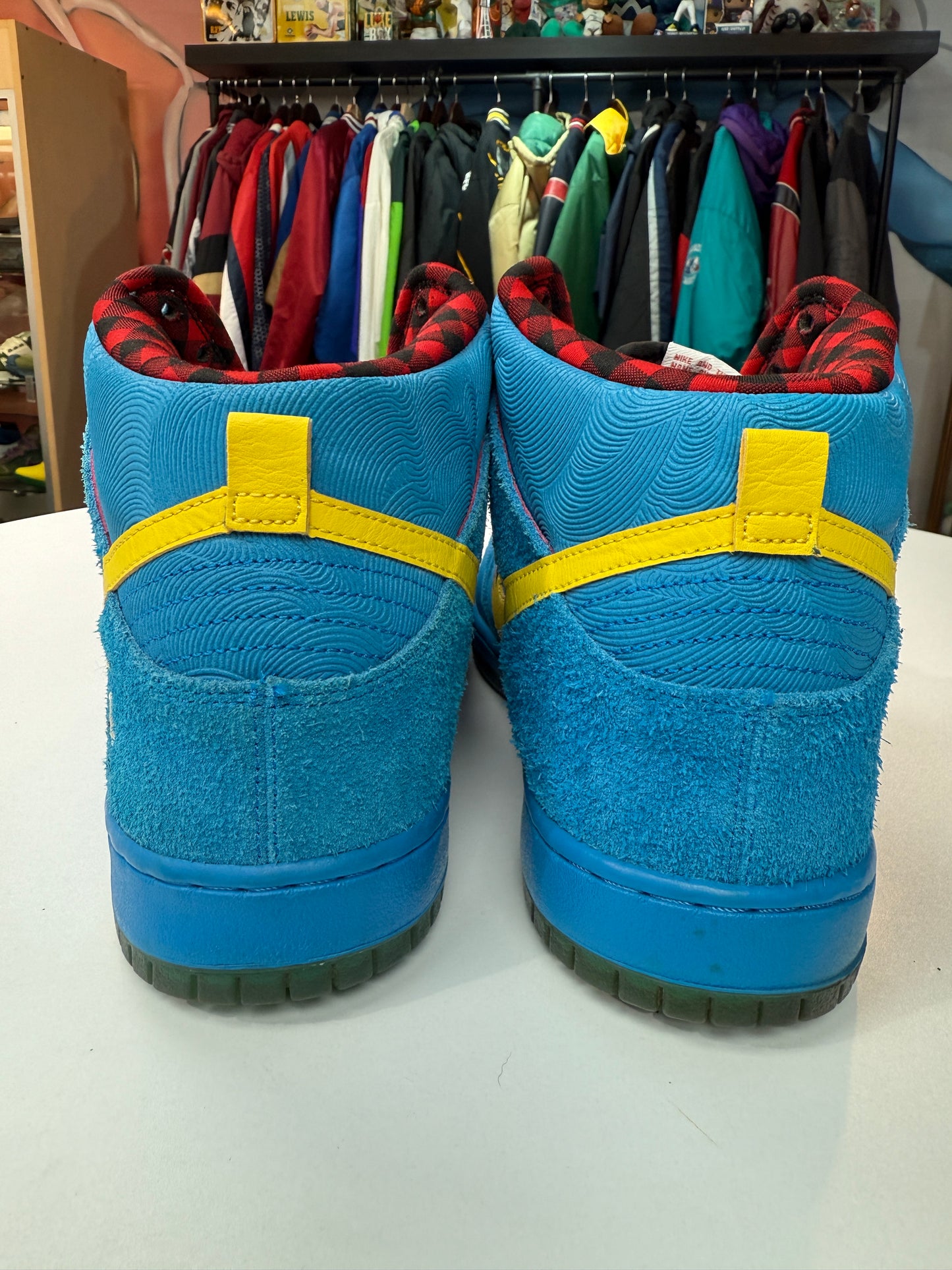Preowned Familia Blue Ox Nike SB Dunk High