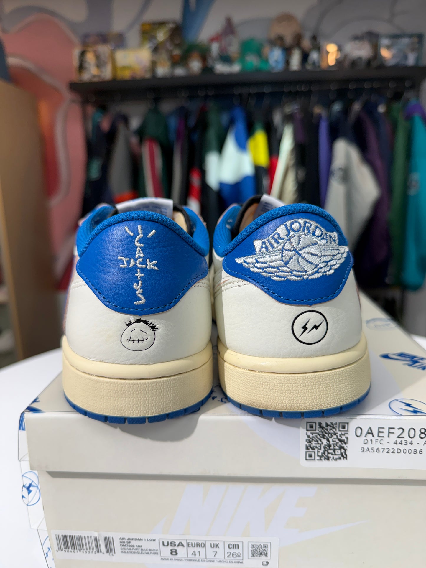 Preowned Fragment X Travis Scott Jordan 1 Low