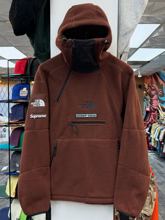 Supreme X The North Face Steep Tech Fleece Pullover