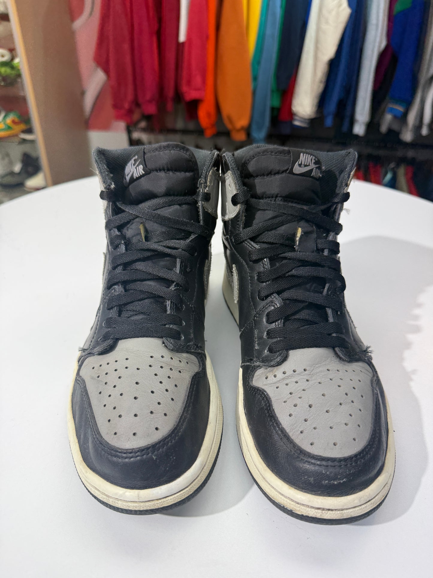 Preowned Shadow Jordan 1 (2018)