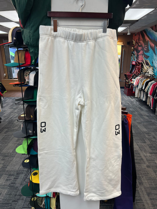 New GV Raspberry Hills Skip to my Lou Sweatpants