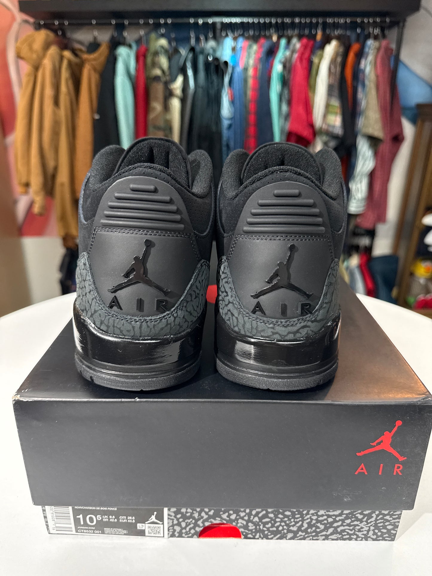 New Jordan 3 Black Cat