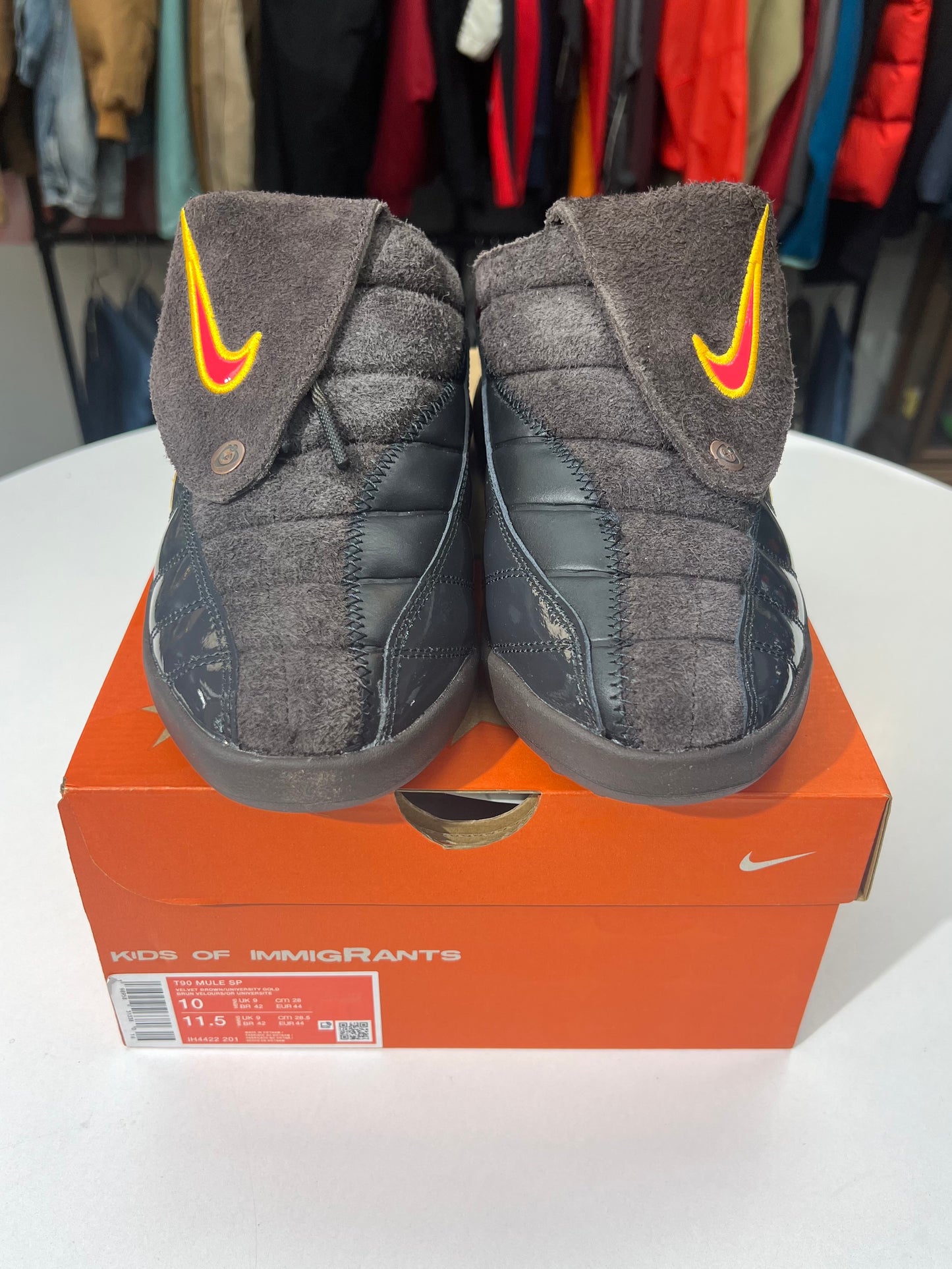 New Nike Kids of Immigrants T90 Mule Velvet Brown