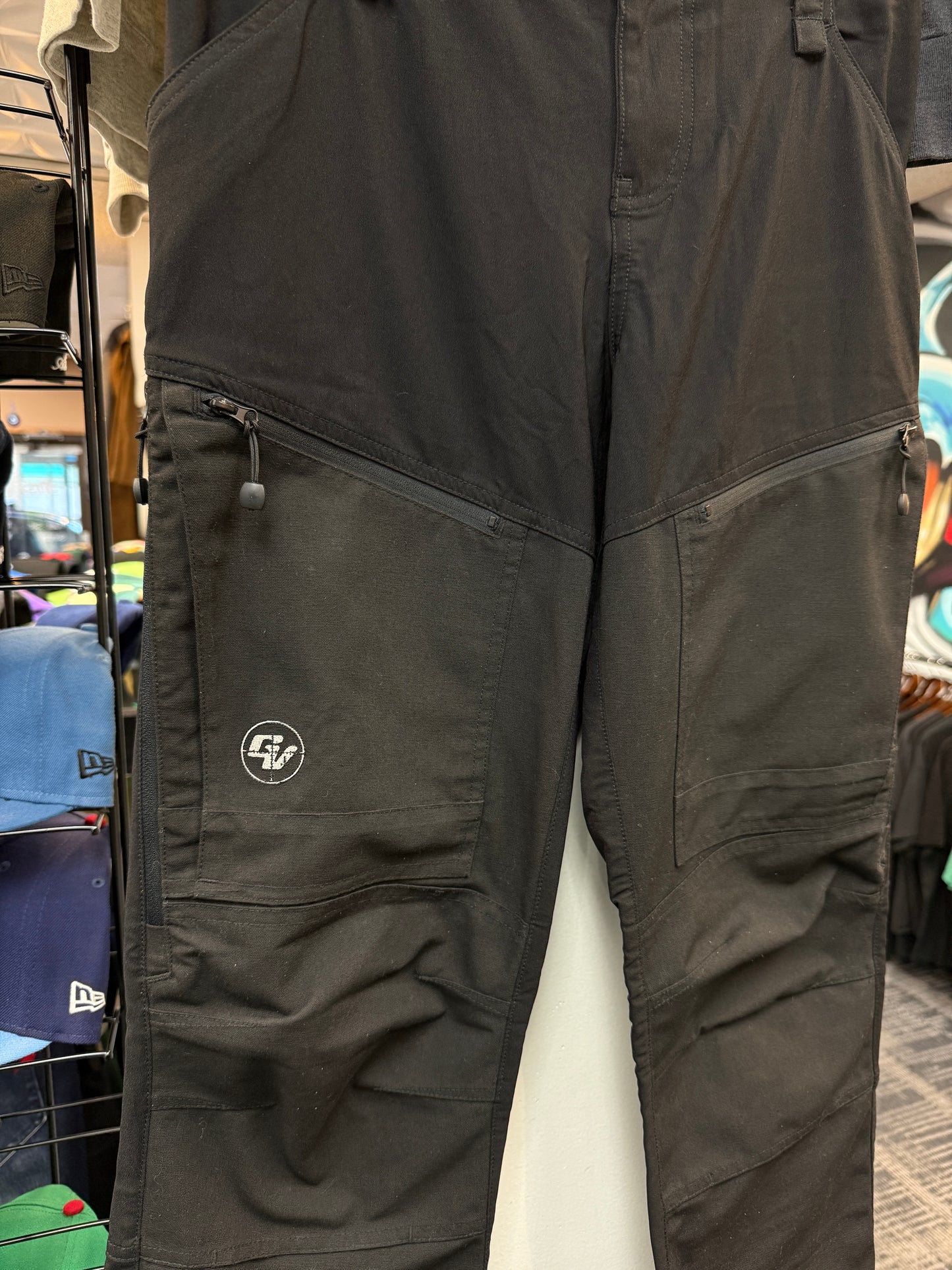 GV Raspberry Hills Track Pants