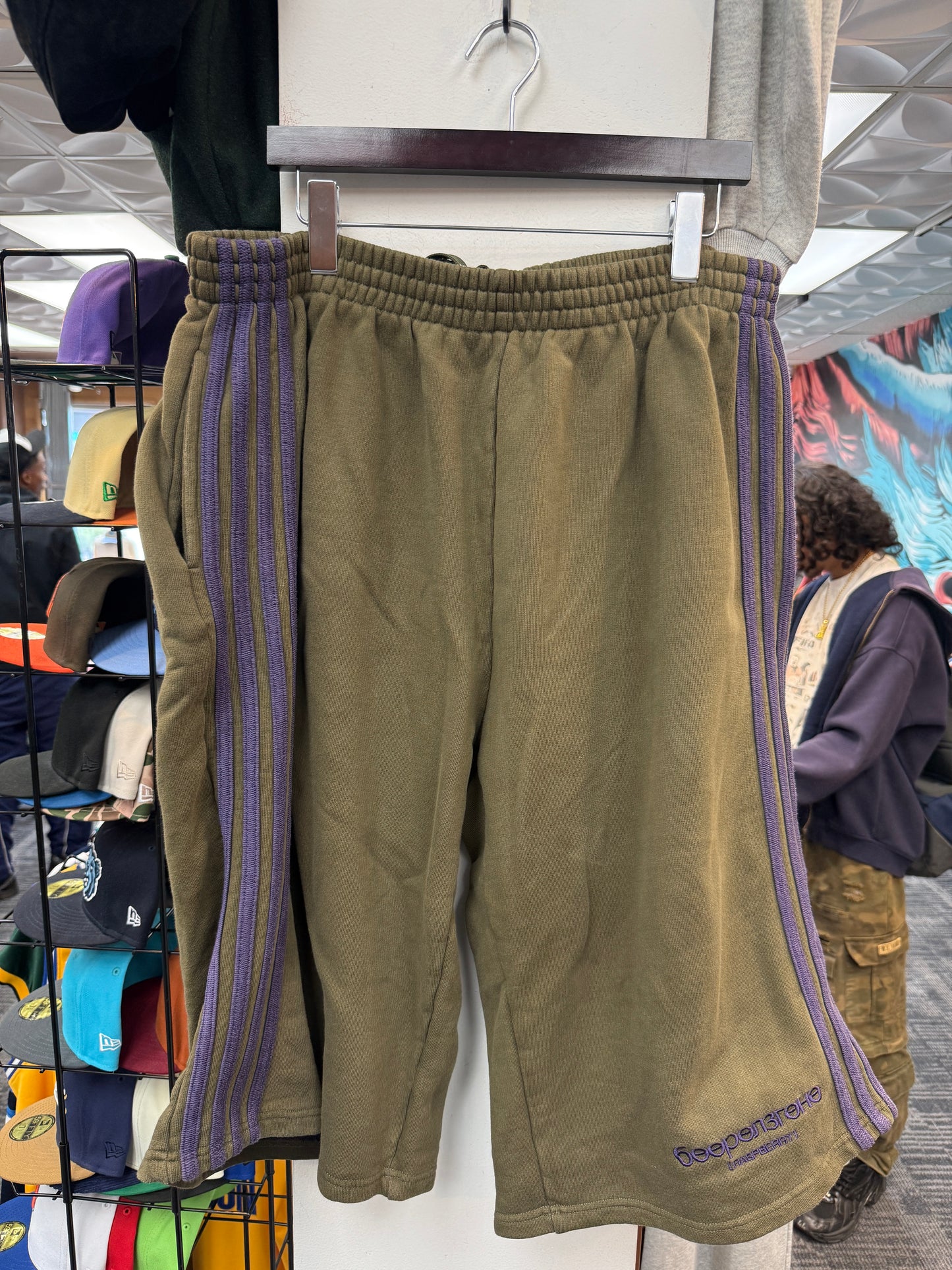 GV Raspberry Hills V2 Baggie Shorts