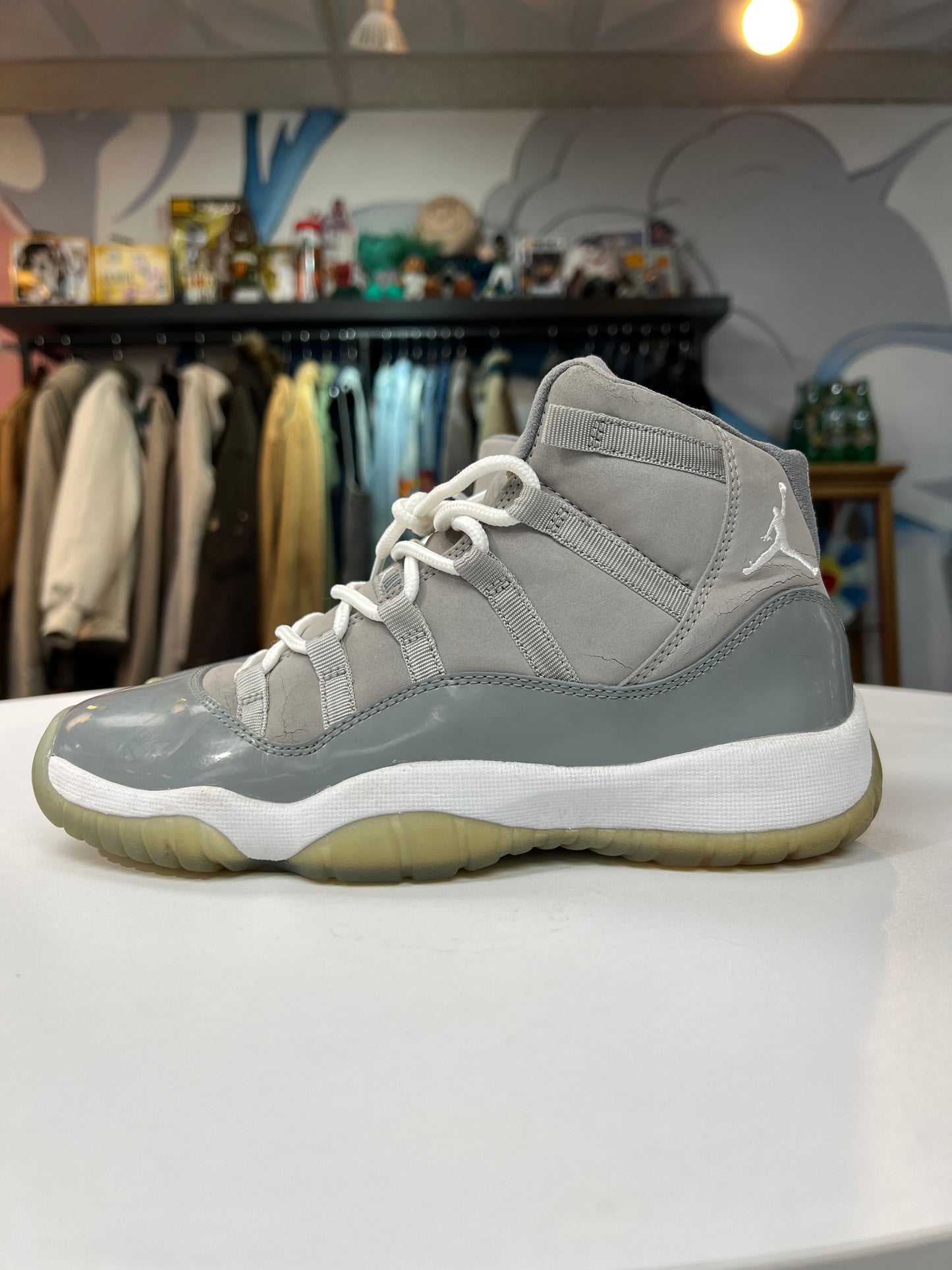 Preowned Cool Grey Jordan 11 Retro