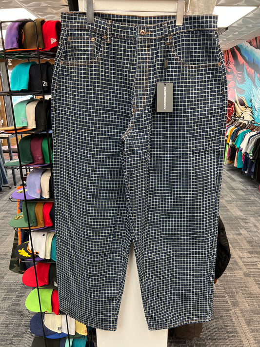 GV Gallery Raspberry Hills Hatch Denim