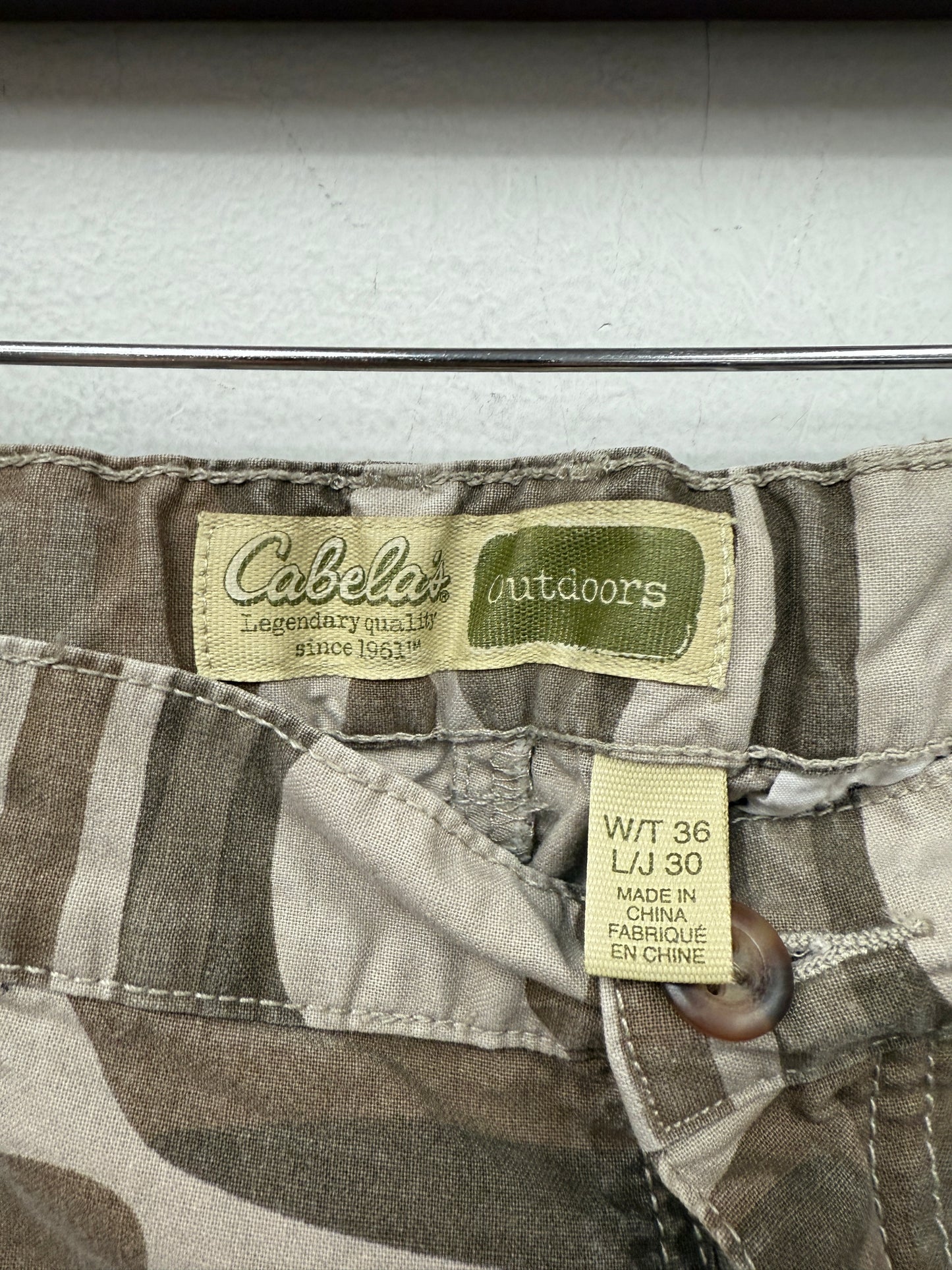 Vintage Cabela’s Convertible Camo Cargo Pants