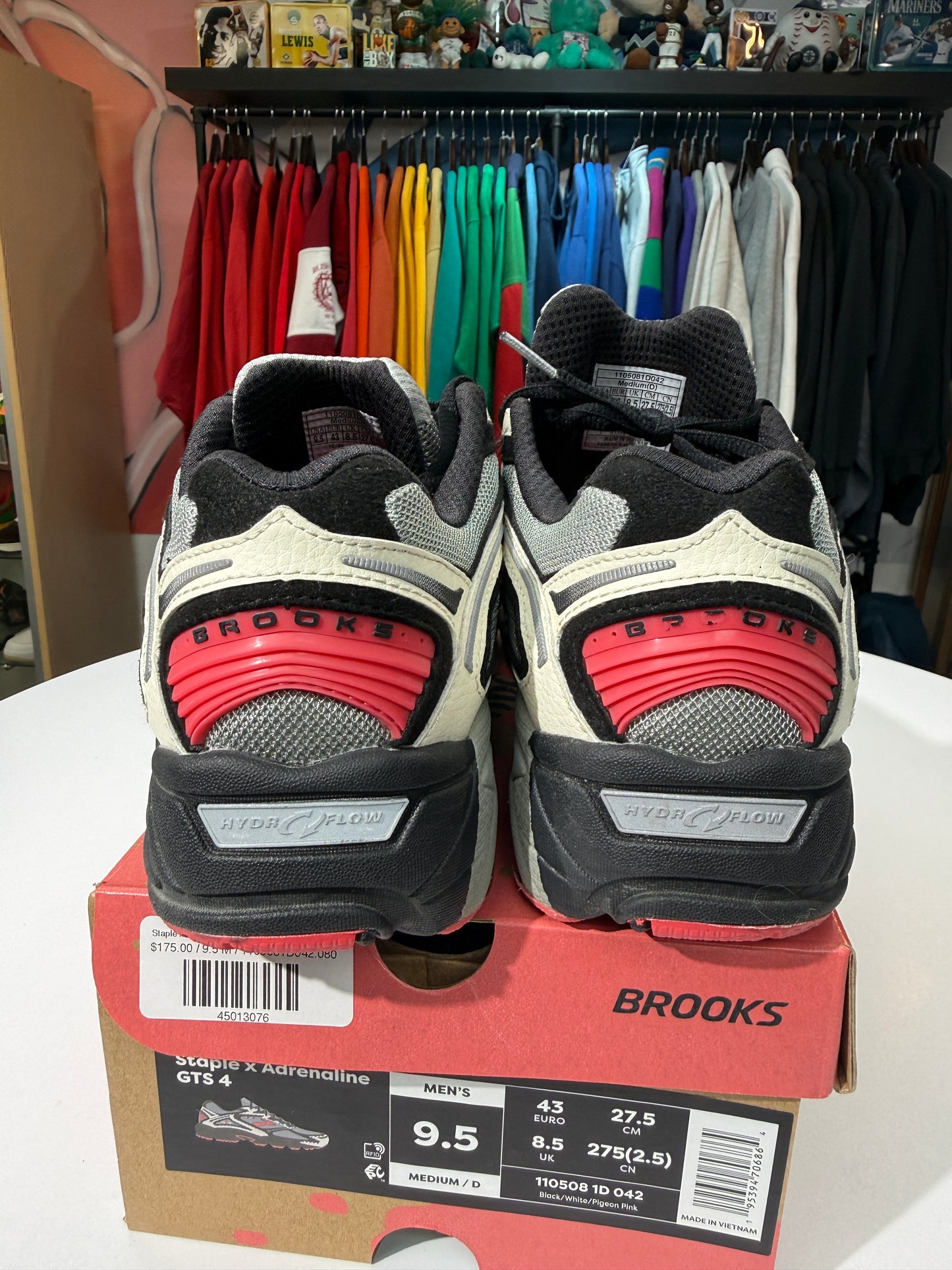 Preowned Jeff Staple Brooks Adrenaline GTS 4